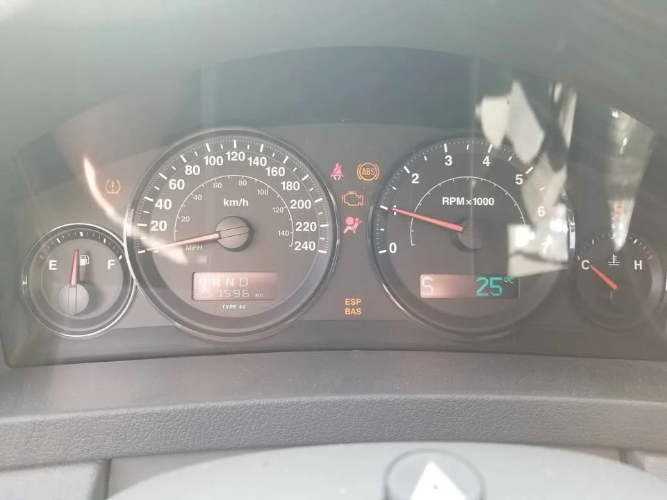 2006 Jeep Grand Cherokee #73 6.jpg