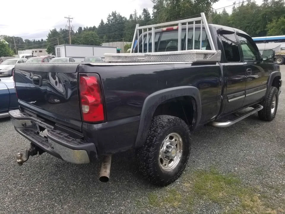 2003 Chevrolet 2500 hd extended cab #70 3.jpg