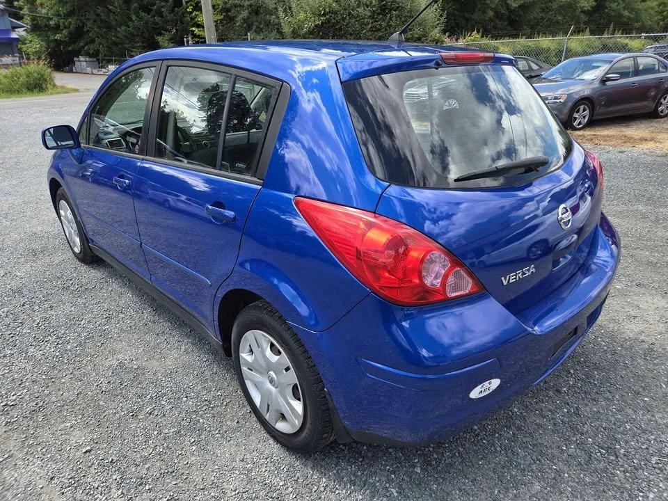 versa3.jpg