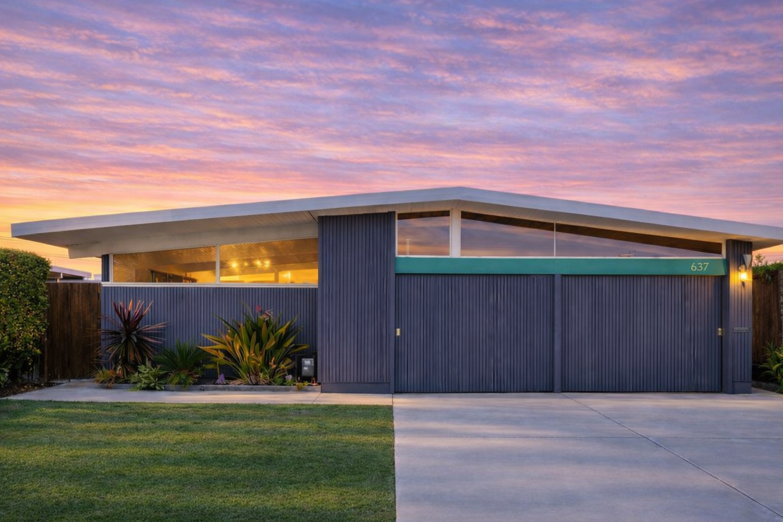 637 Vanessa Drive — A Refined Mid-Century Modern Retreat