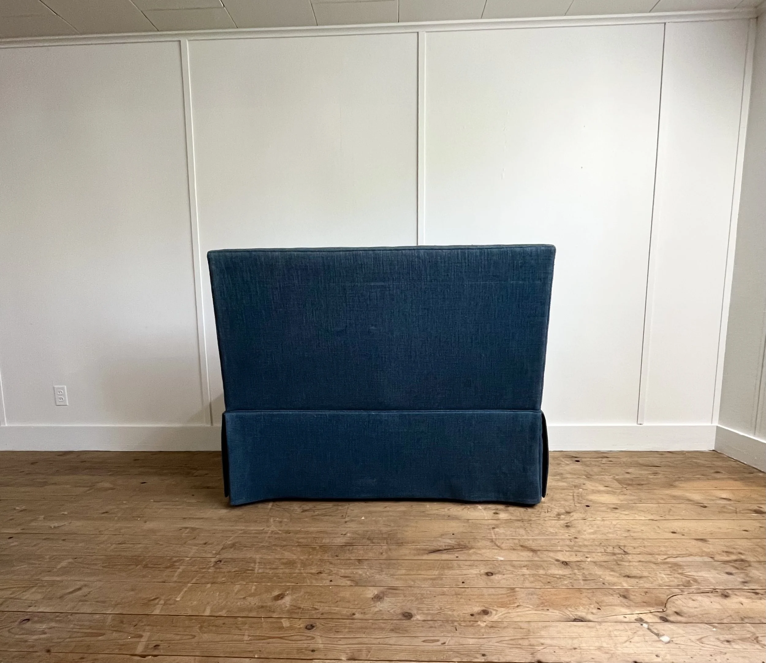 kravet-duet-banquette-back.jpeg
