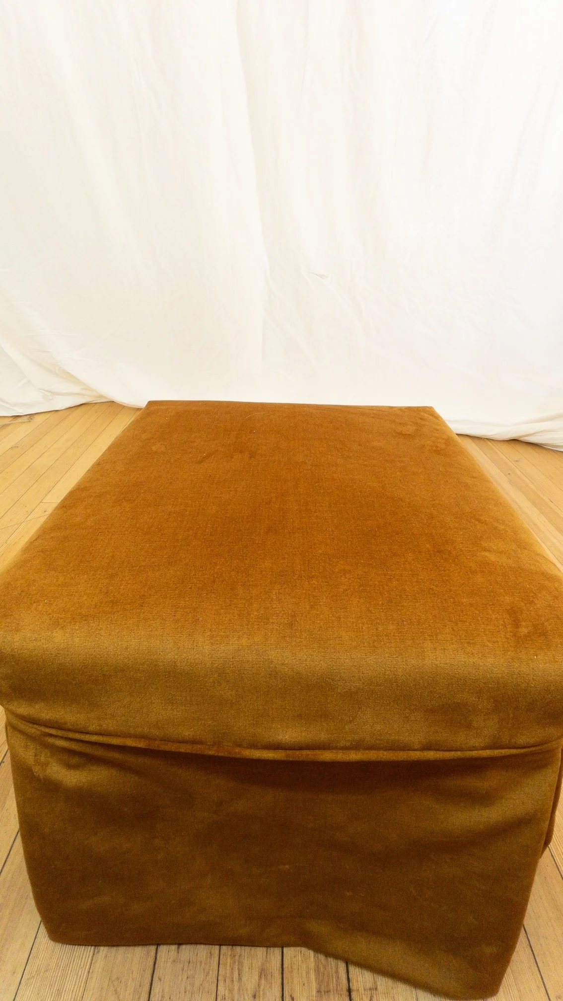 custom-velvet-skirted-ottoman-top.JPG
