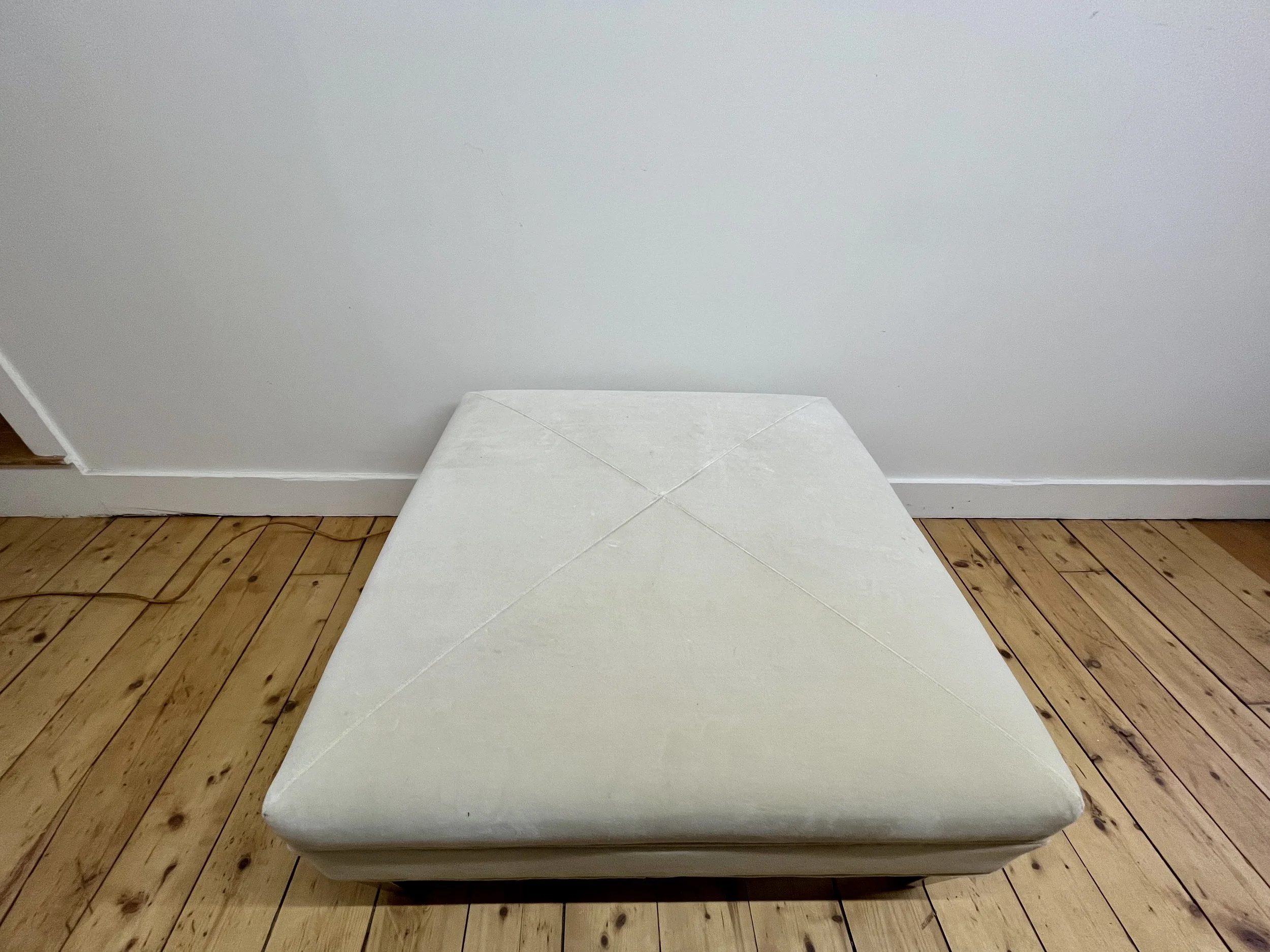 kravet-vassar-square-ottoman-cream-top.jpeg