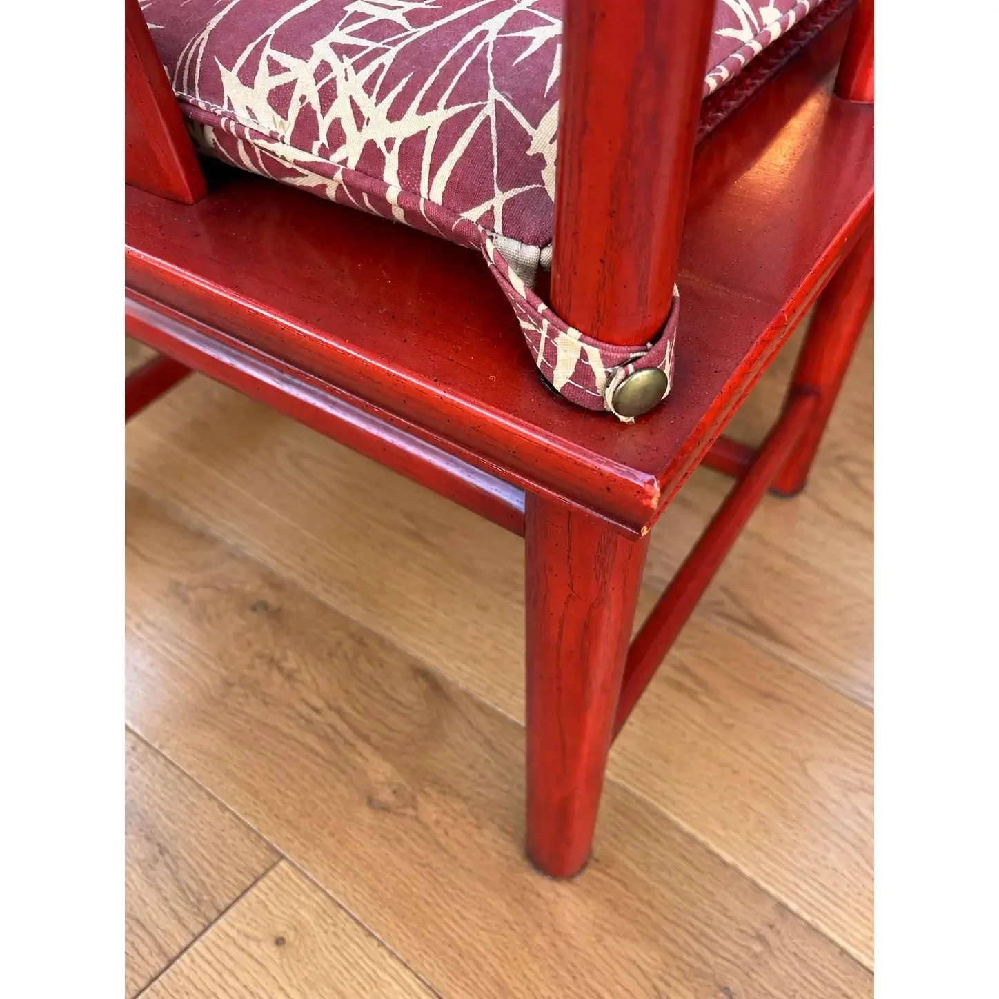 vintage-chinese-horseshoe-back-arm-chairs-with-palm-pattern-seat-cushions-set-of-4-7435.webp