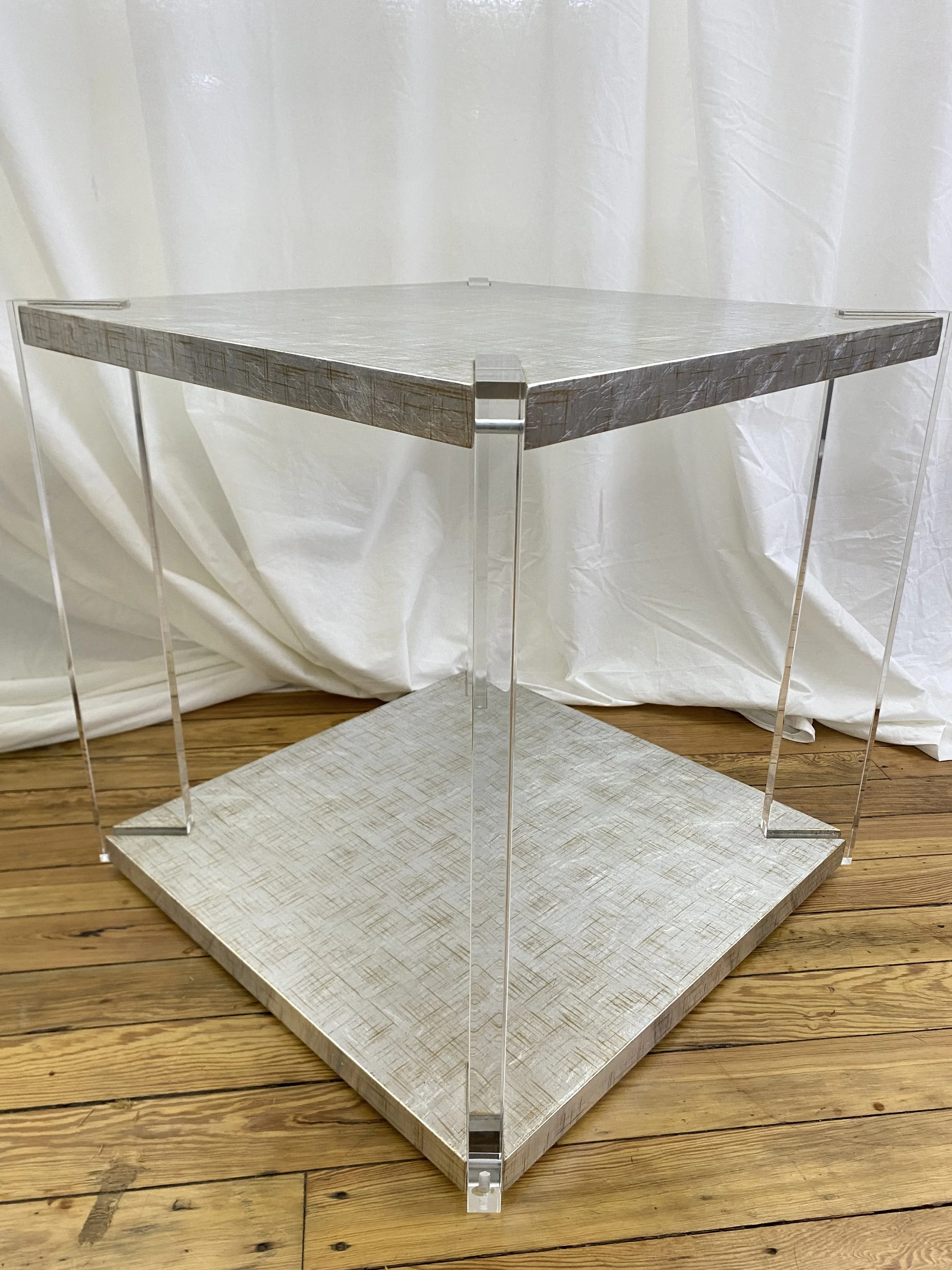 sherrill-lennox-square-end-table-acrylic-legs-detail.jpg