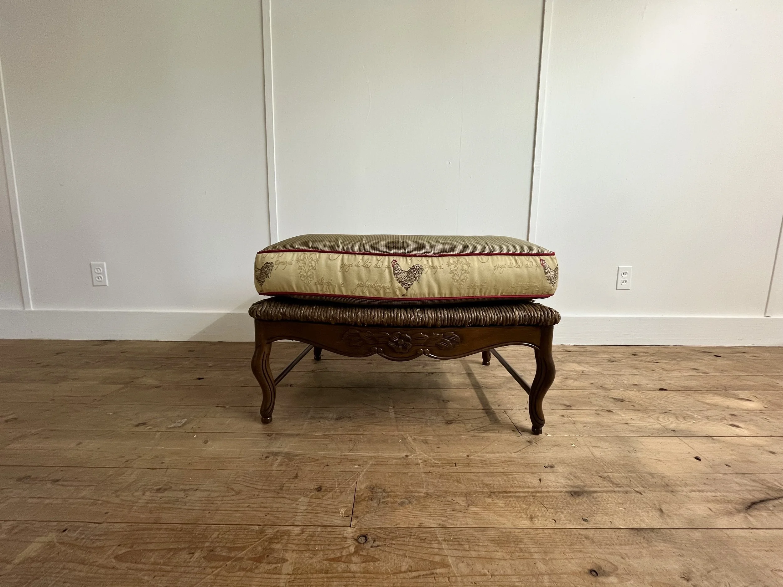 french-country-bergere-ottoman.jpeg