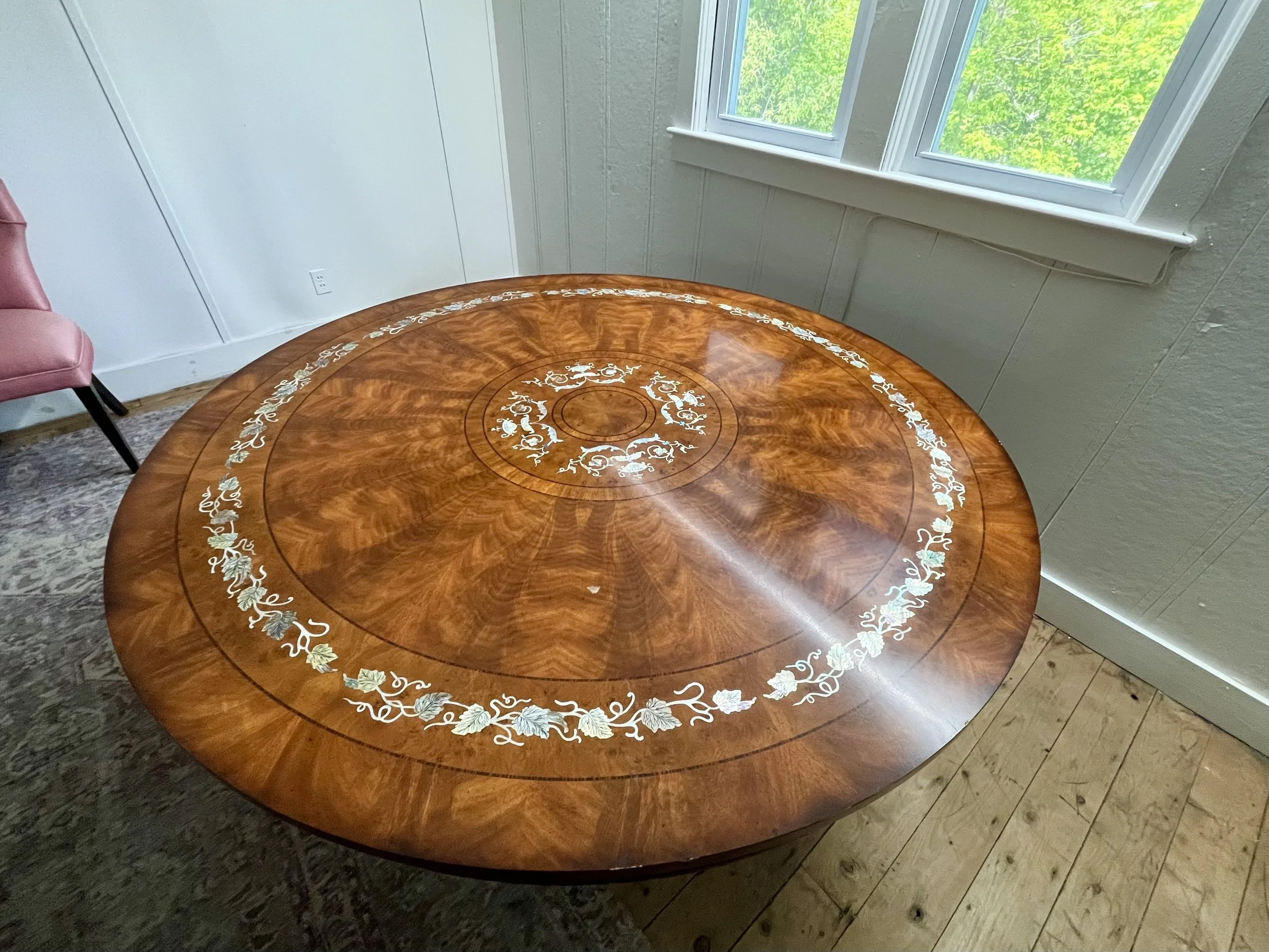 donghia-italy-abalone-inlaid-table-top.jpeg