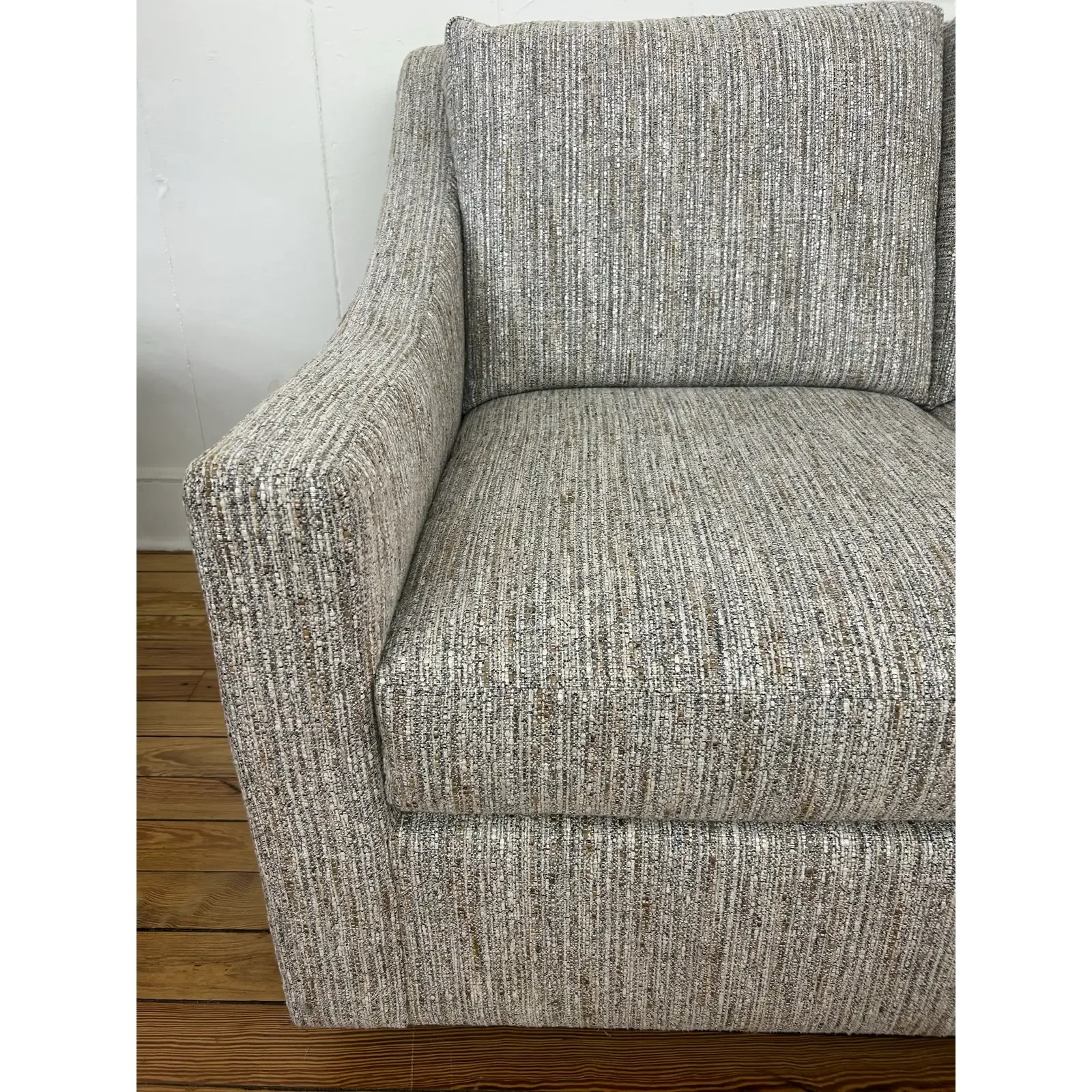 beautiful-kravet-3-seater-sofa-in-boucle-8999.webp