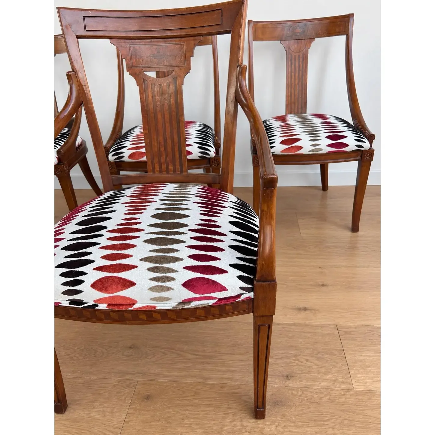 vintage-neoclassical-style-dining-chairs-set-of-6-newly-upholstered-in-abstract-patterned-velvet-1781.webp