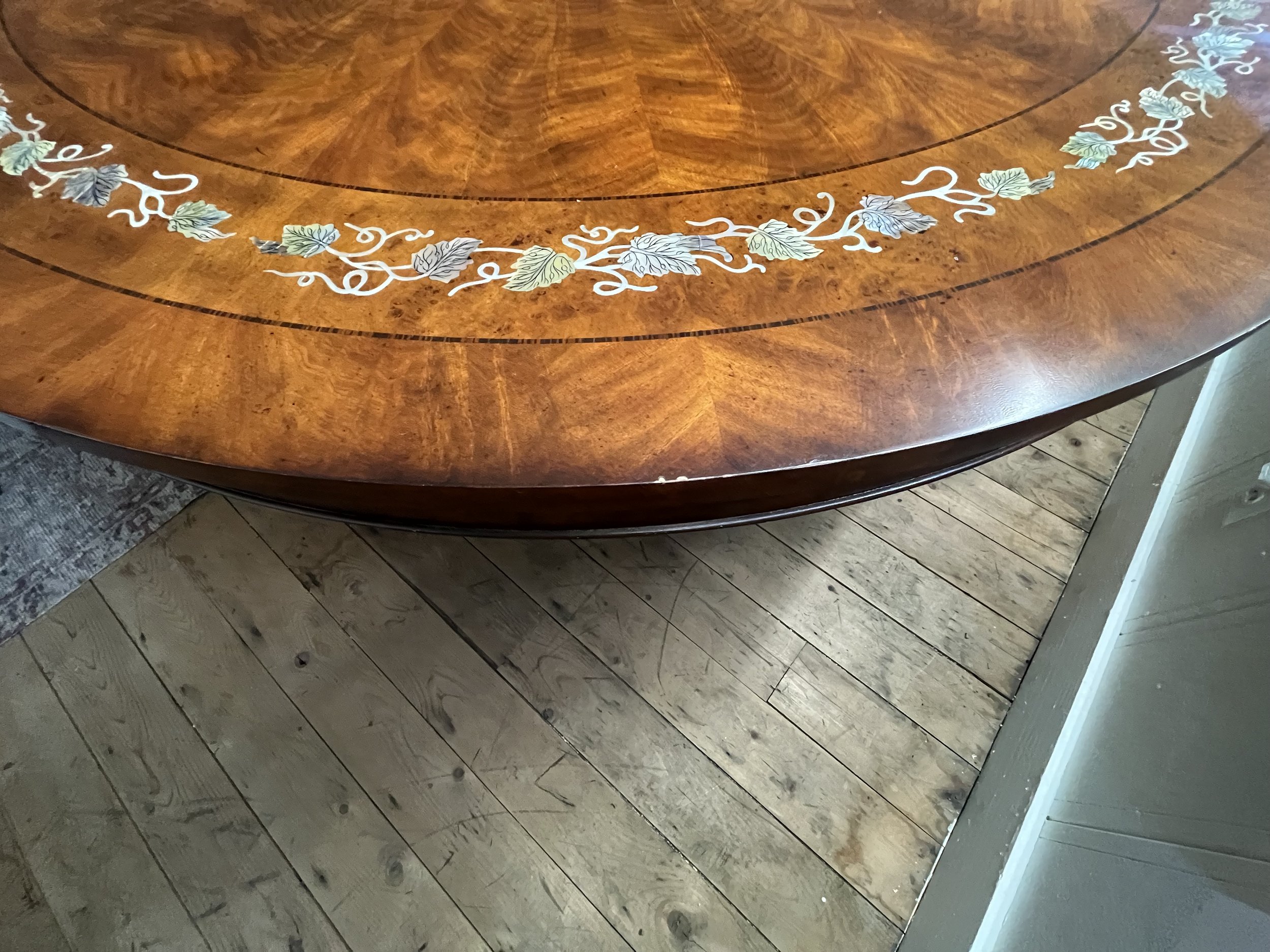 donghia-italy-abalone-inlaid-table-corner.jpeg