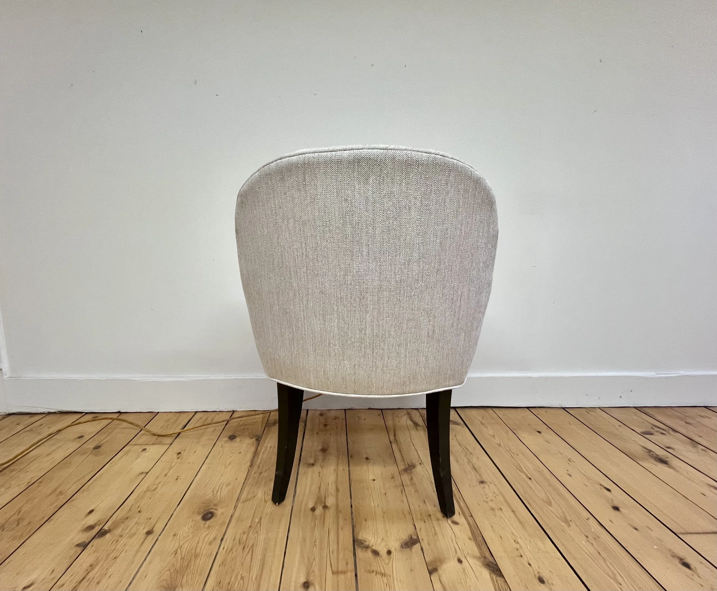 kravet-beaumont-dining-arm-chair-back.jpeg