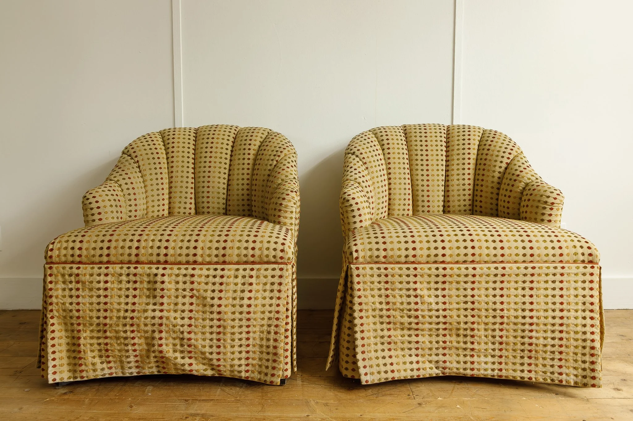 baker-furniture-custom-swivel-set-2-armchair-front.jpg