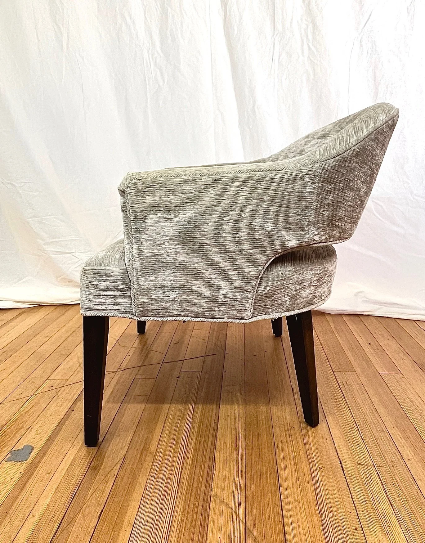 modern-accent-chair-kravet-left-side.jpeg
