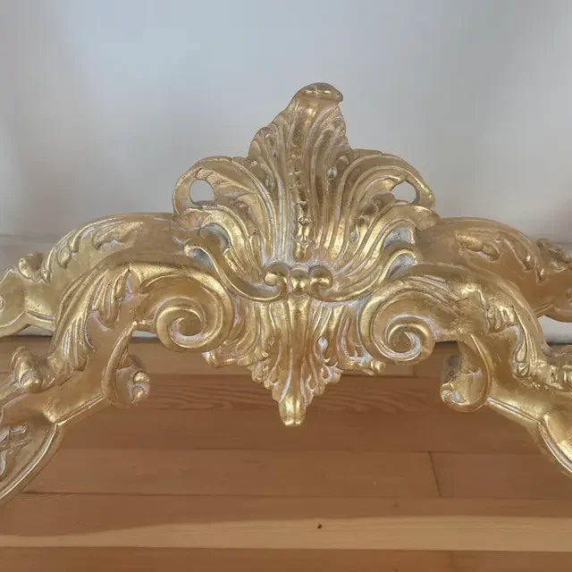 17th-century-francesco-molon-luxury-furniture-baroque-table-2307.webp