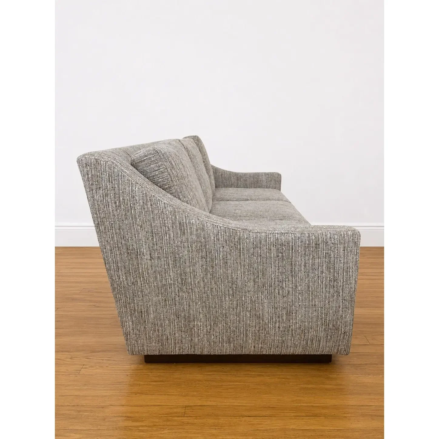 beautiful-kravet-3-seater-sofa-in-boucle-1588.webp