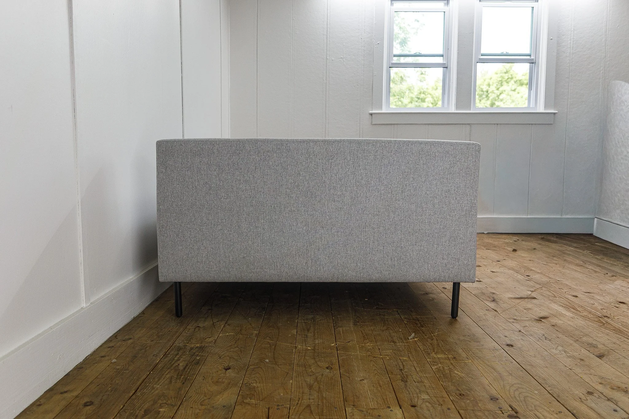 nuevo-gigi-modular-sofa-chaise-linen-back.jpg