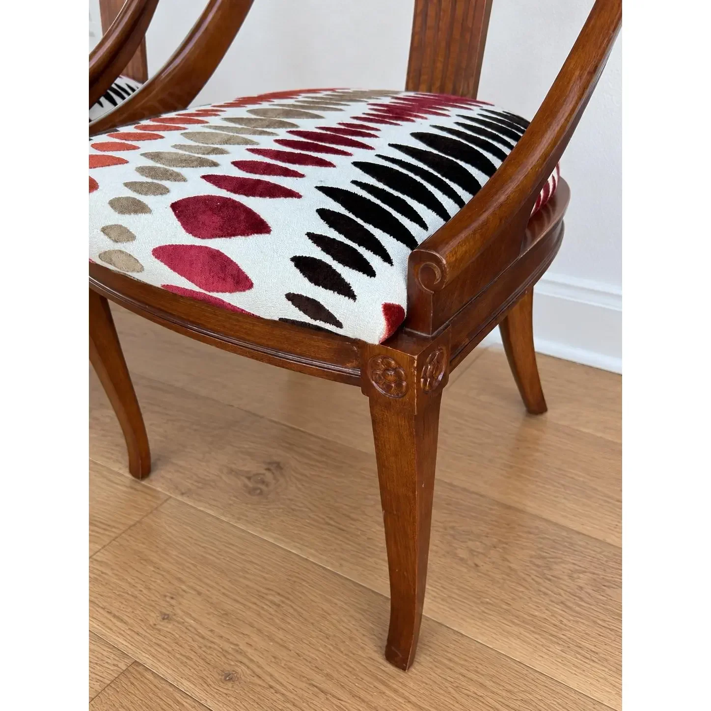 vintage-neoclassical-style-dining-chairs-set-of-6-newly-upholstered-in-abstract-patterned-velvet-3939.webp