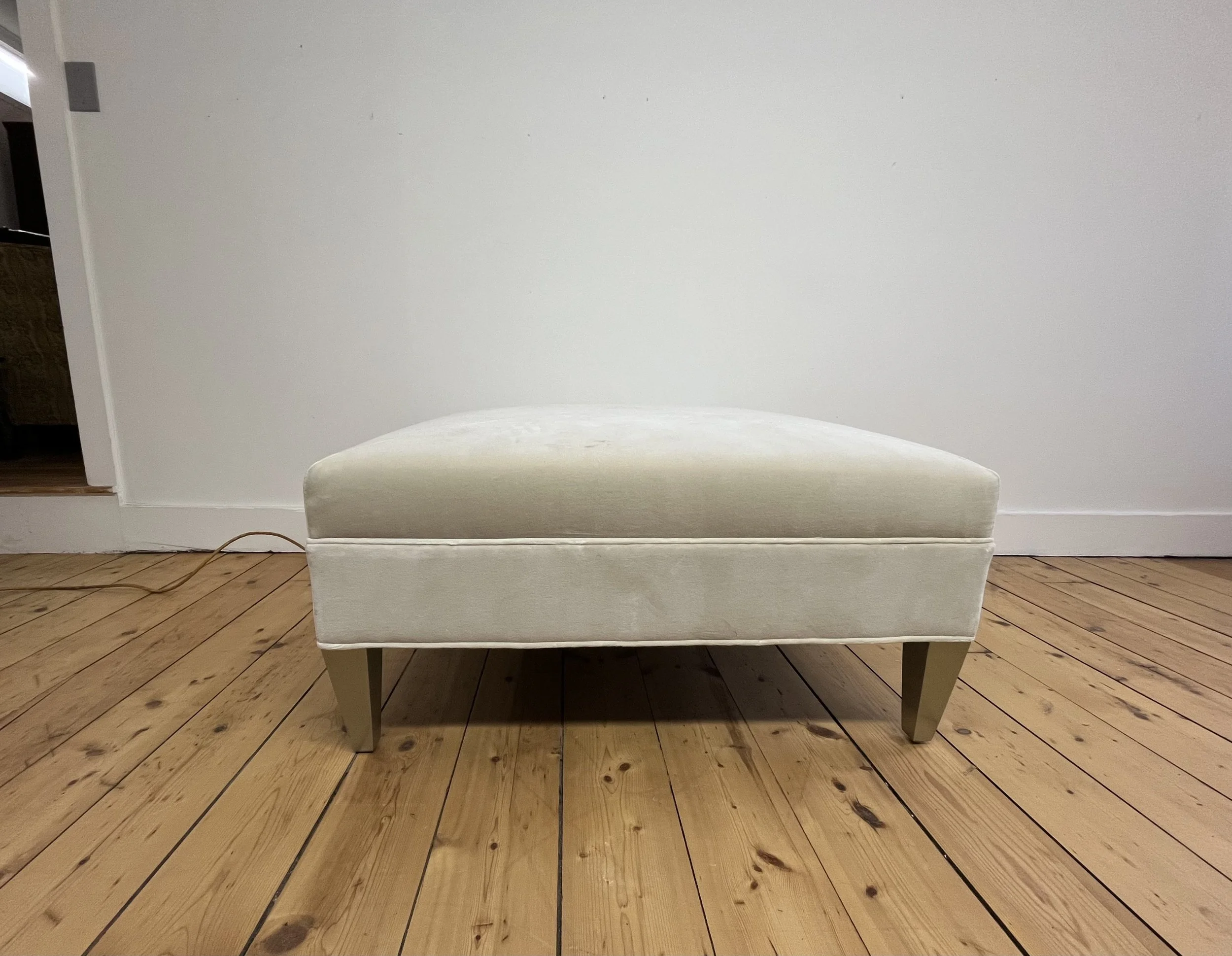 kravet-vassar-square-ottoman-cream-front-side.jpeg