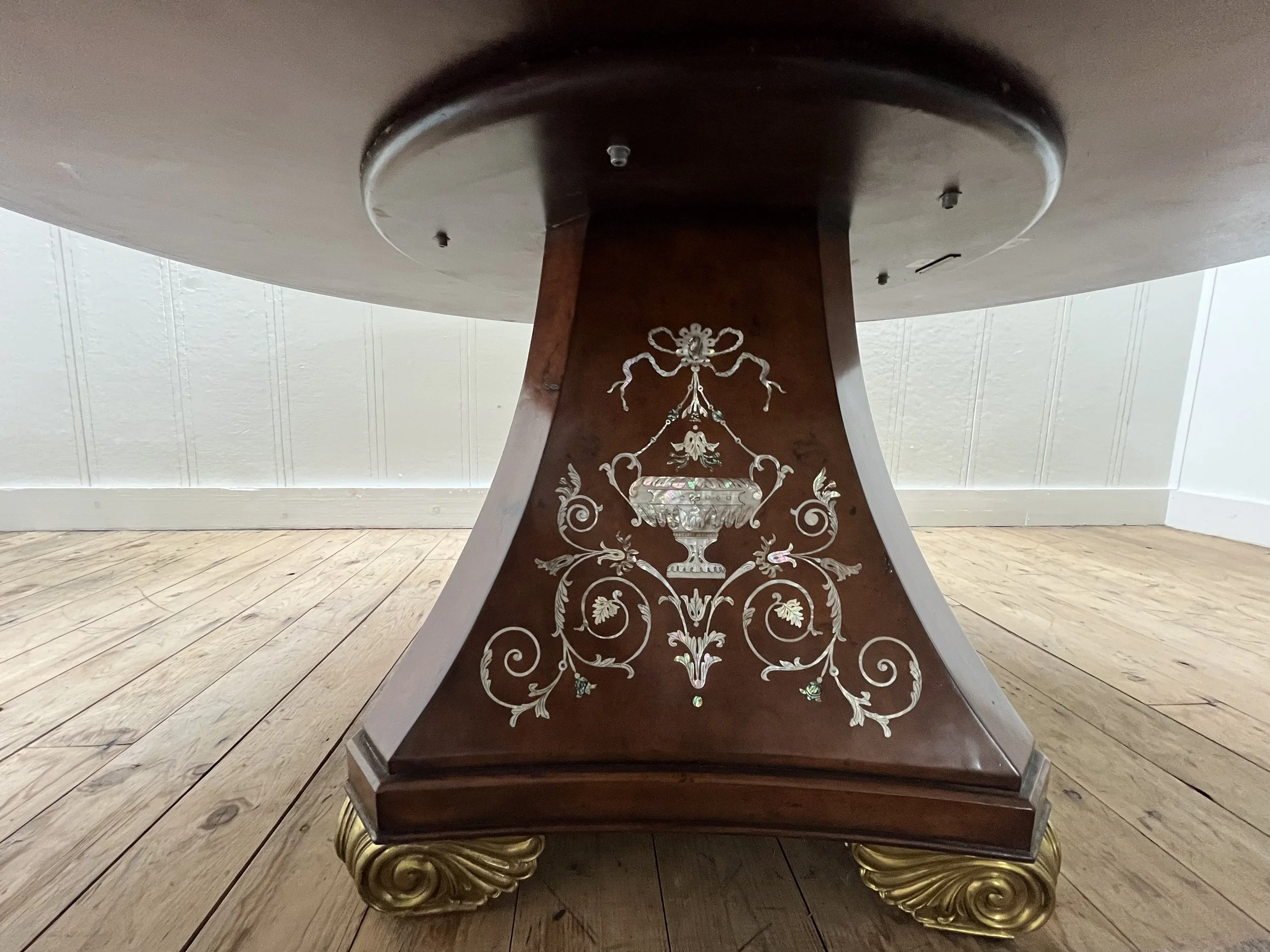 donghia-italy-abalone-inlaid-table-base.jpeg