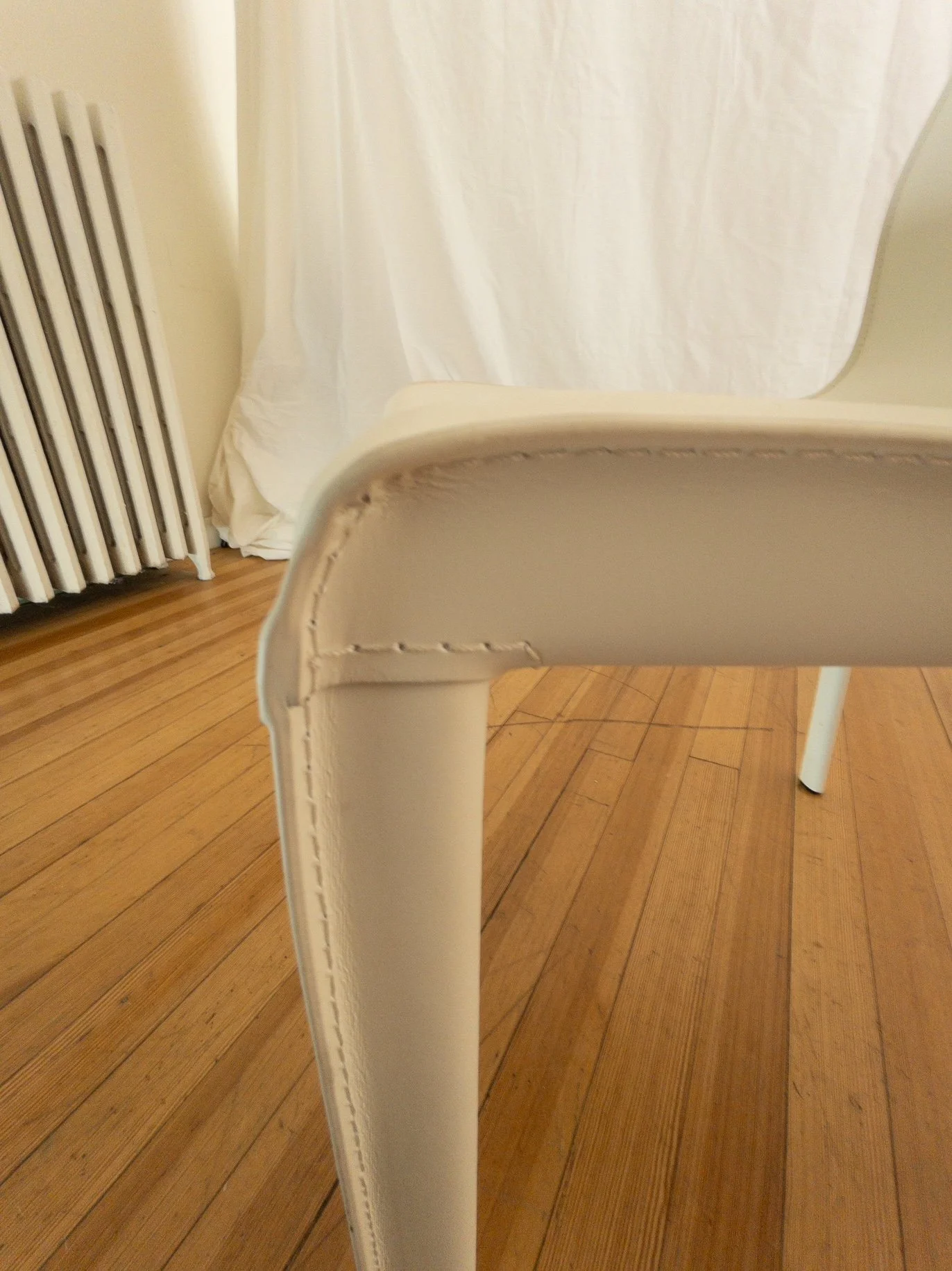 nuevo-colter-dining-chair-white-leather-leg.JPG