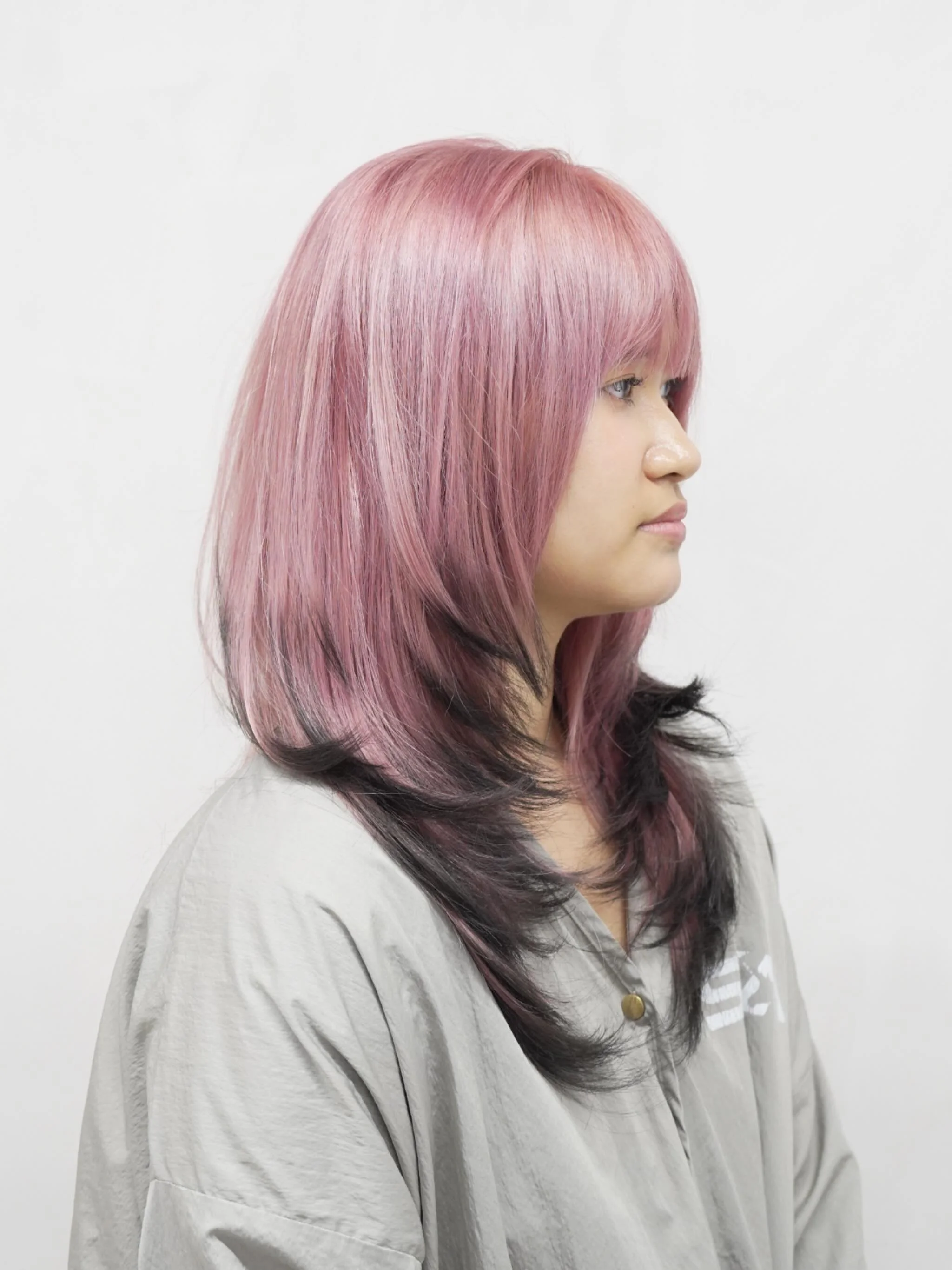 Sweet + fierce = the perfect combo 💗🖤 #bostonhairsalon #bostonhaircolorist #bostonhairstylist #haircolordesign #haircoloring