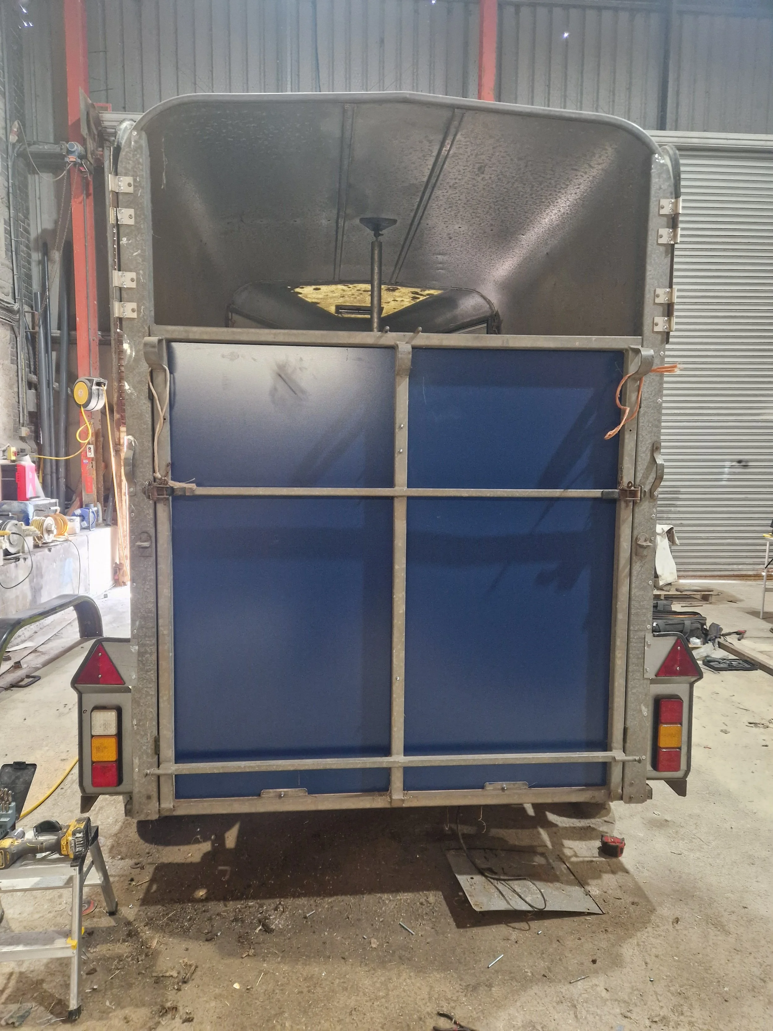 New genuine rear ramp panel fitted on this 505 