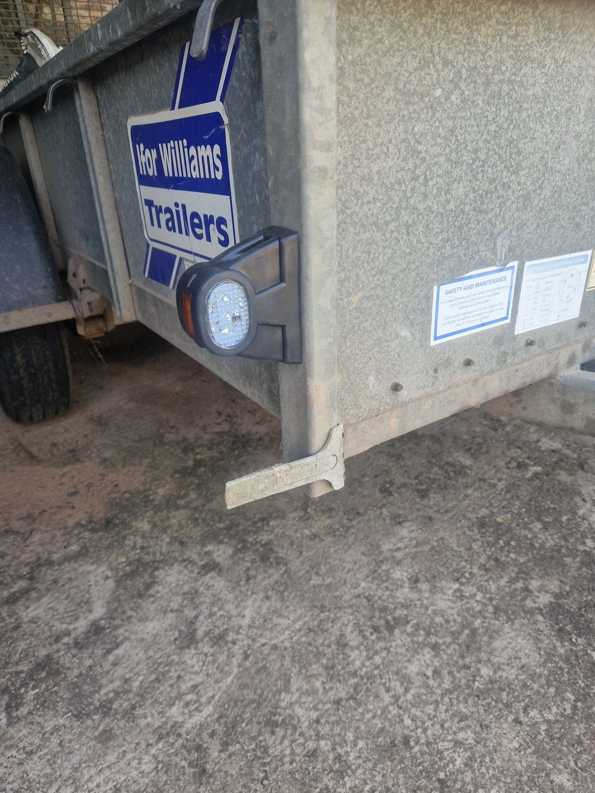 Full LED upgrade and wiring replaced on Ifor general duty trailer 