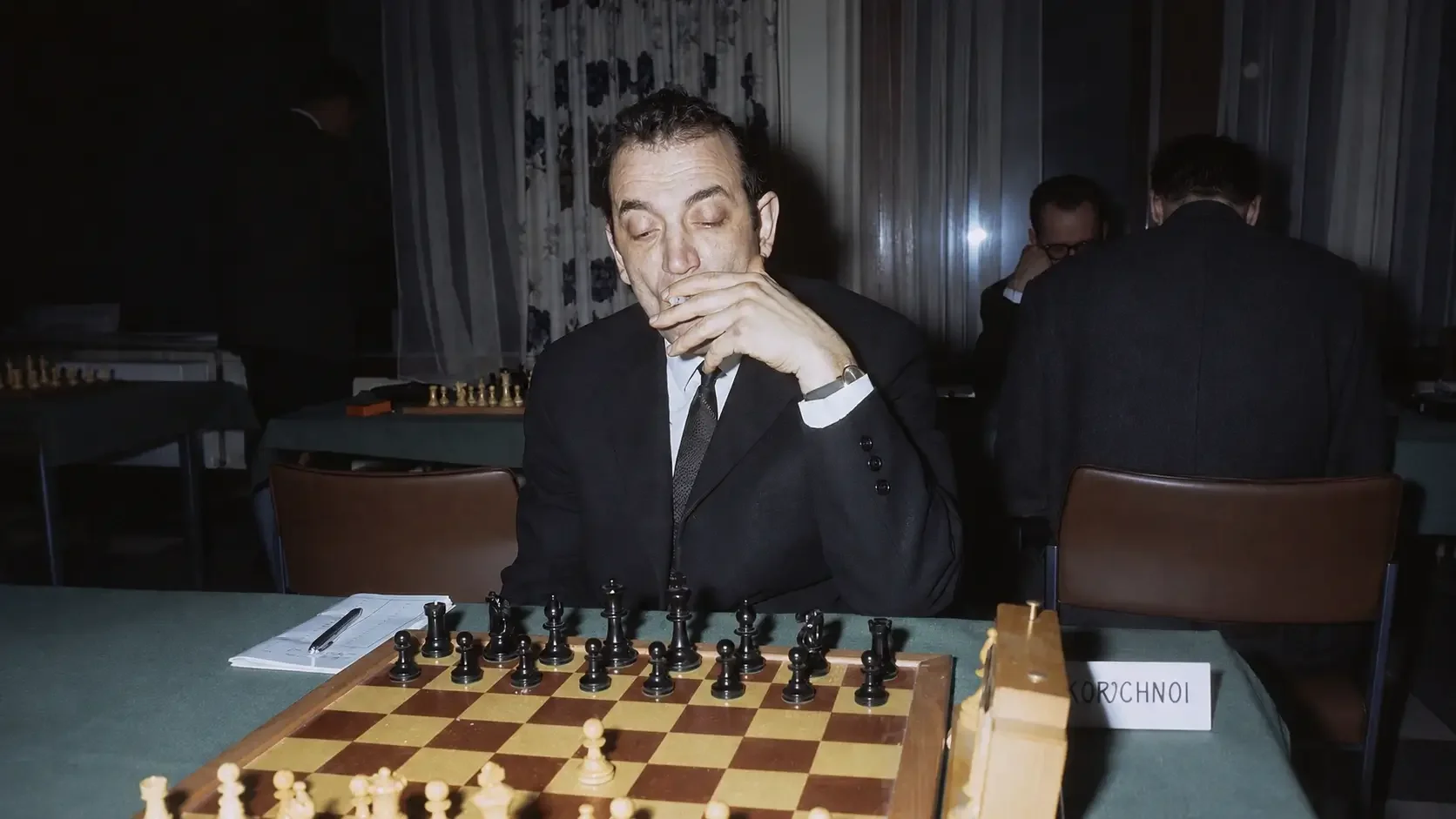 Viktor Korchnoi wins Hoogovens 1968