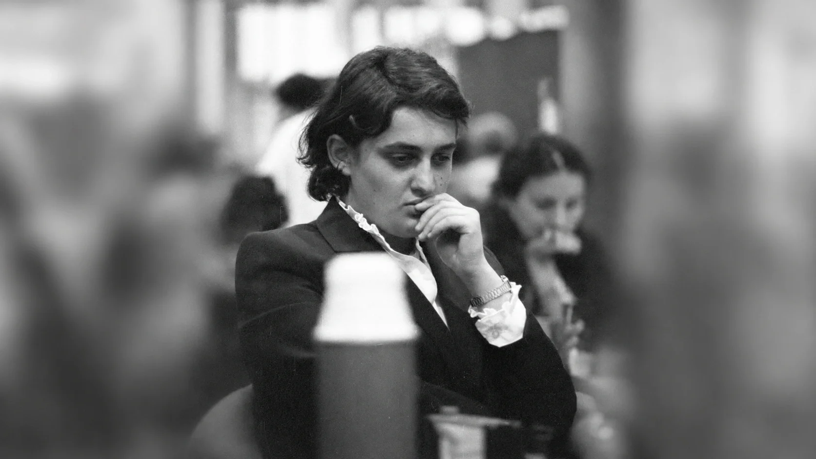 A black and white photo of Maia Chiburdanidze