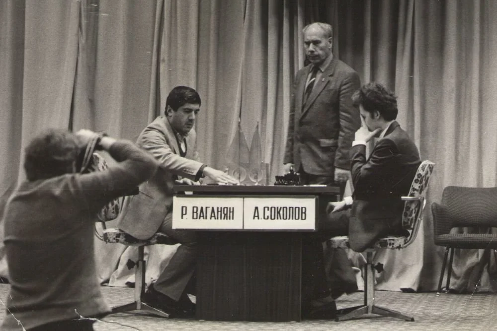 Rafael Vaganian and Andrei Sokolov in play