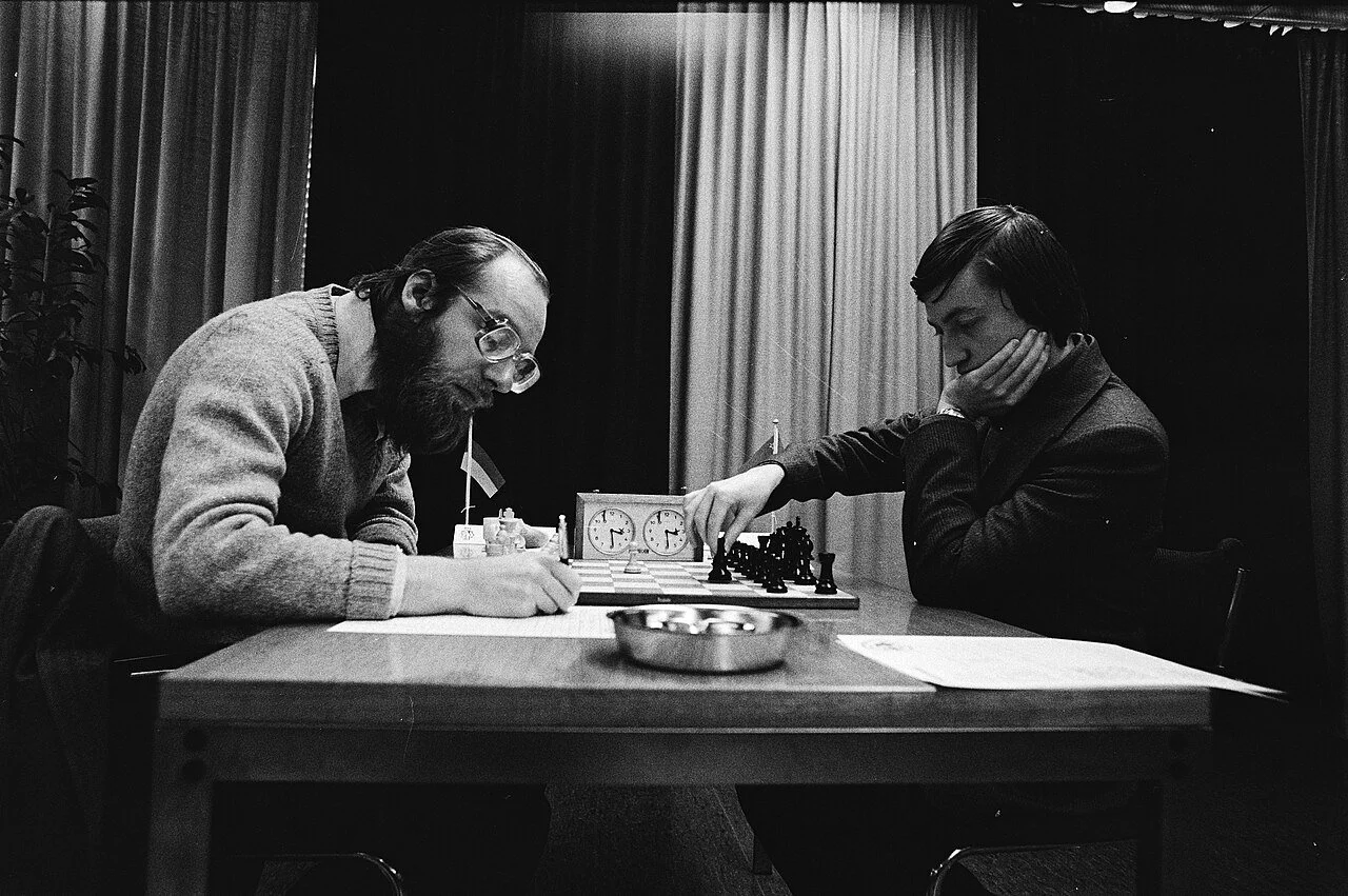Hubner and Karpov in play at Tilburg 1979