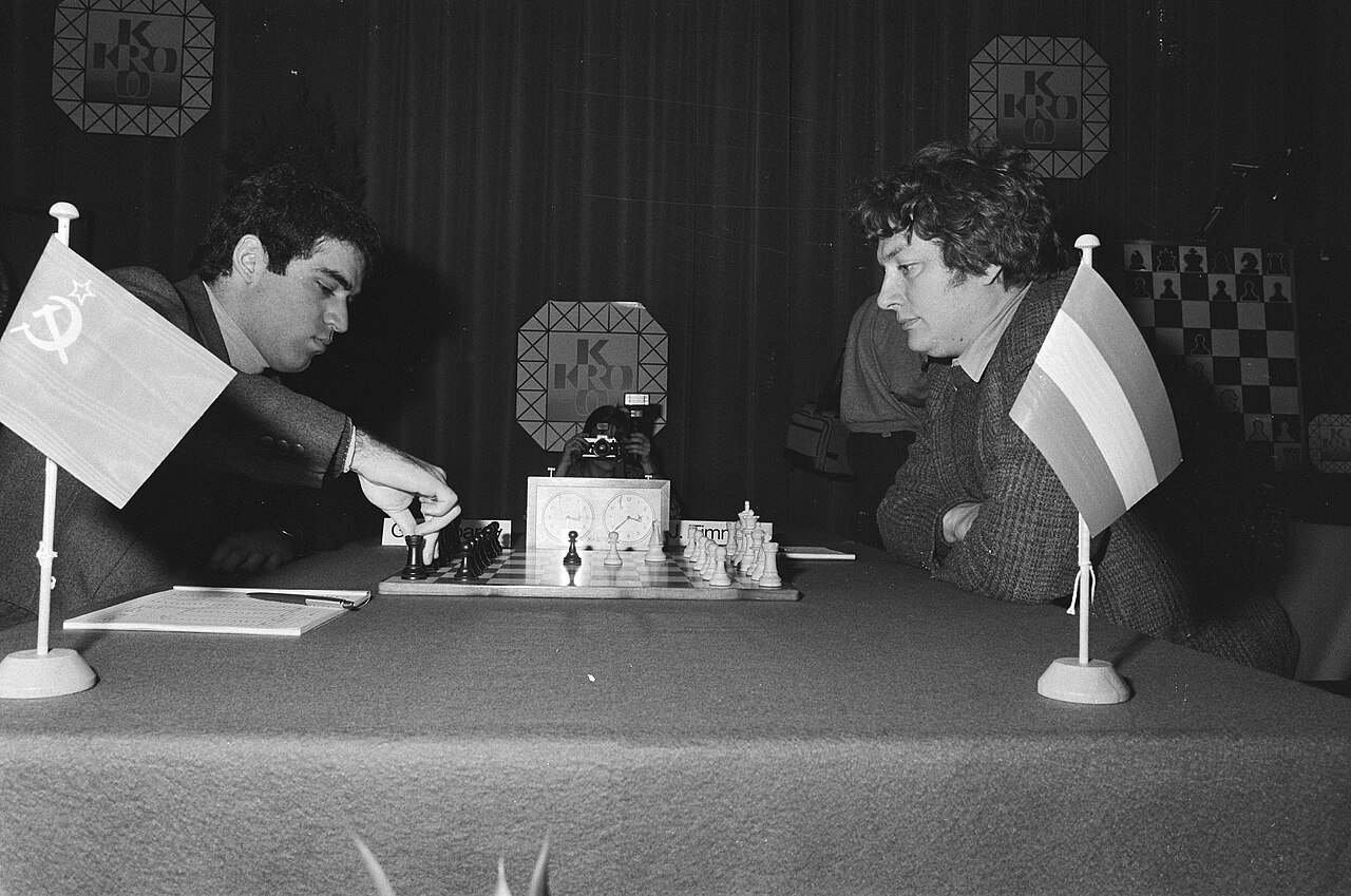 Garry Kasparov in play against Jan Timman