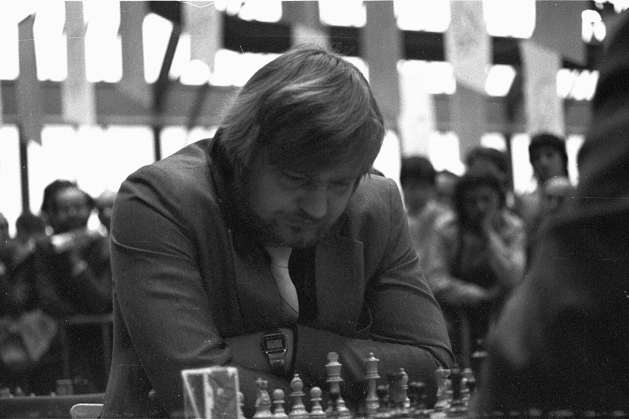 Artur Yusupov in thought at the Chess Olympiad of 1982