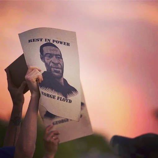 No justice, no peace. ✊🏿✊🏽✊🏼✊🏾
#georgefloyd #justiceforgeorgefloyd #blacklivesmatter