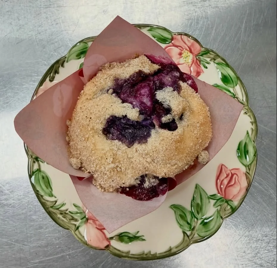 🫐 Blueberry Lemon Vegan Muffins 🍋
We have upgraded our old recipe to make sure these deliciously balanced muffins are full of jumbo blueberries and fresh lemon zest. It&rsquo;s the perfect treat to brighten a rainy day ☀️

#vegan #glutenfree #baker