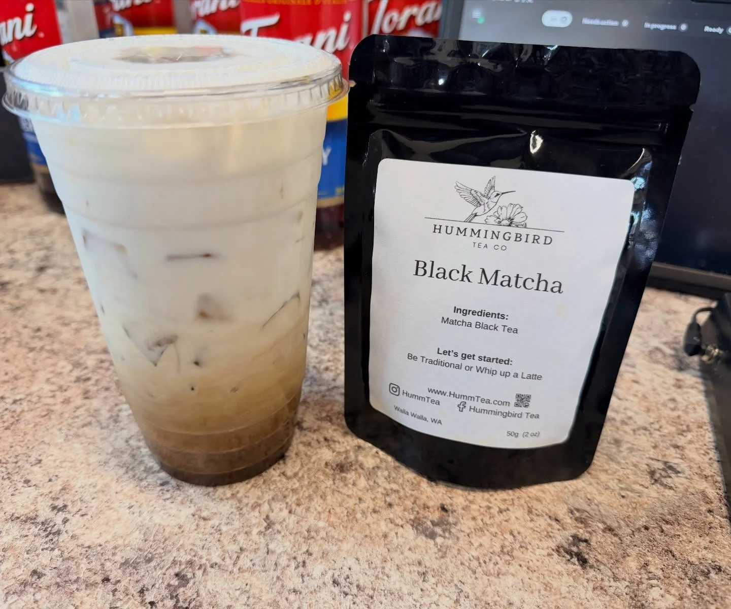 Matcha is all the rage but have you ever tried a black matcha? Add some honey and cane sugar and your choice of milk to make the perfect black milk tea 🤩 

Black matcha courtesy of @hummtea 

#bakery #cafe #downtownwallawalla #glutenfree #matcha