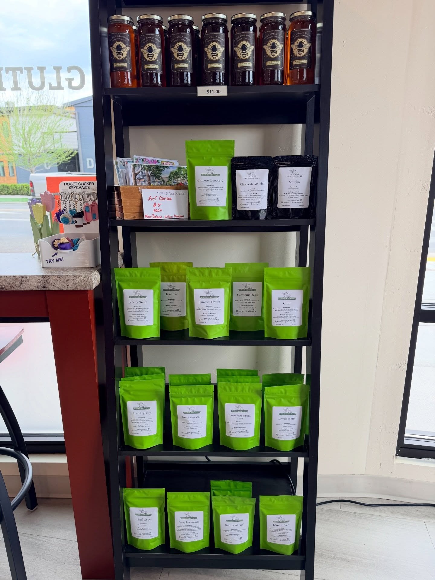 The restock you have been waiting for is here 🌟
We had two cases of honey from the Walla Walla Valley Honey Company delivered along with a bunch of new teas from @hummtea 💜 Get them before they&rsquo;re gone again! 

#downtownwallawalla #cafe #bake