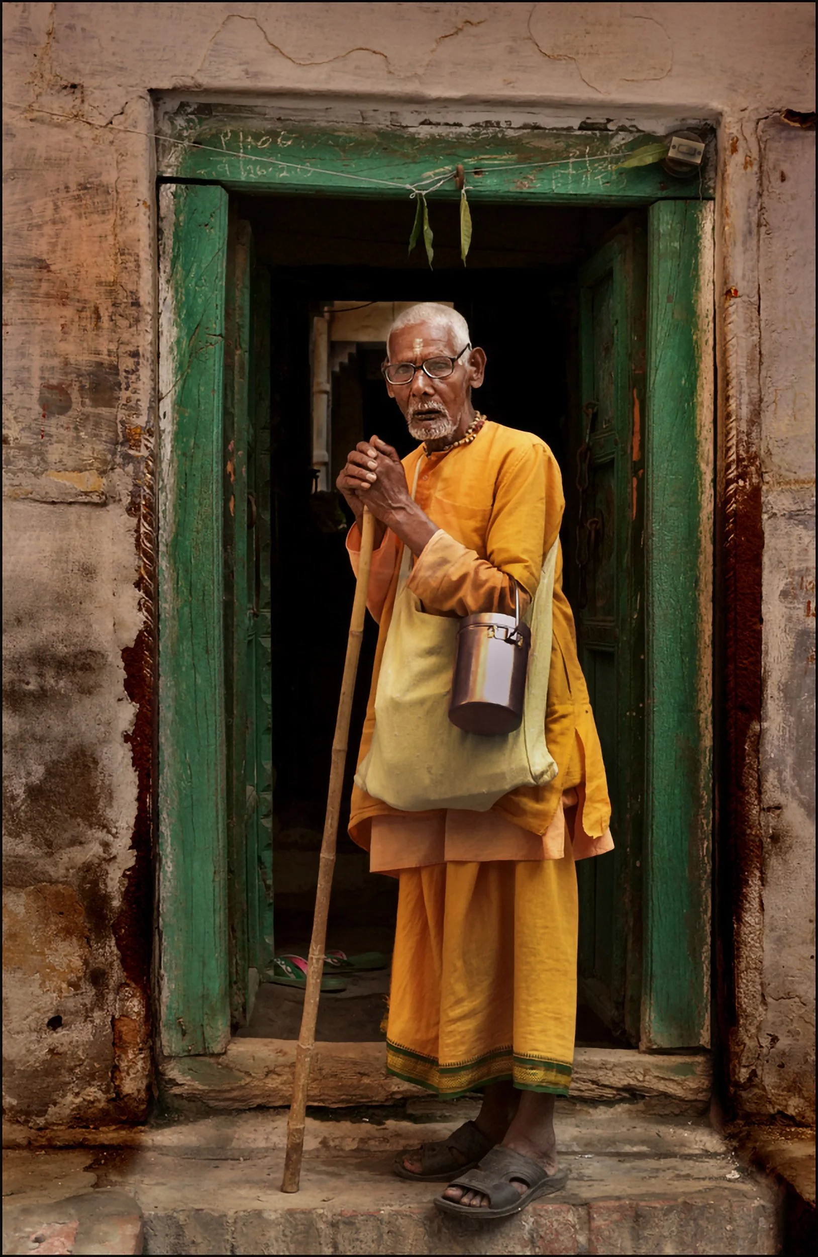 Behind the Door (India)