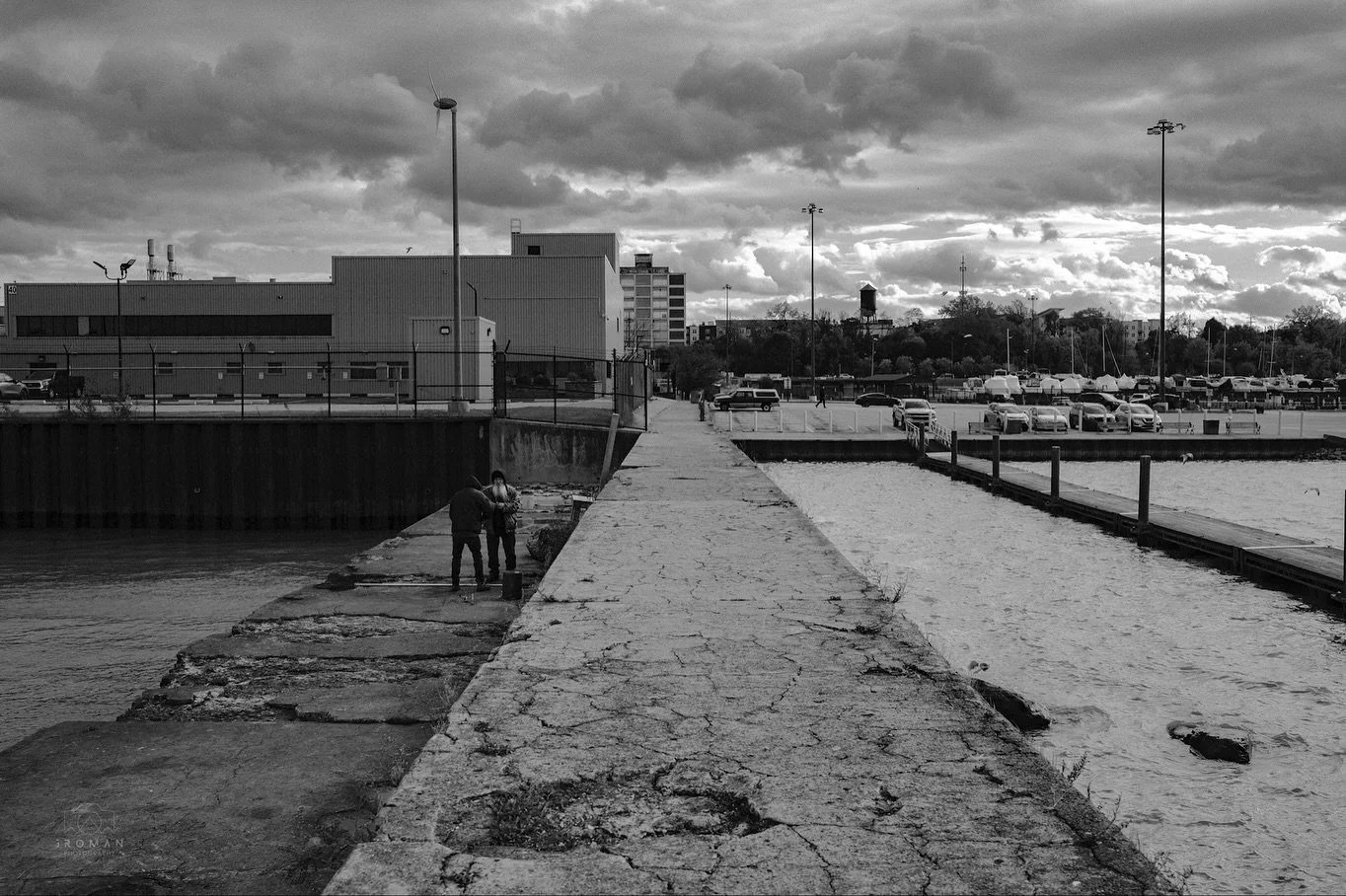 Windy fishing at Edgewater Boat Ramp