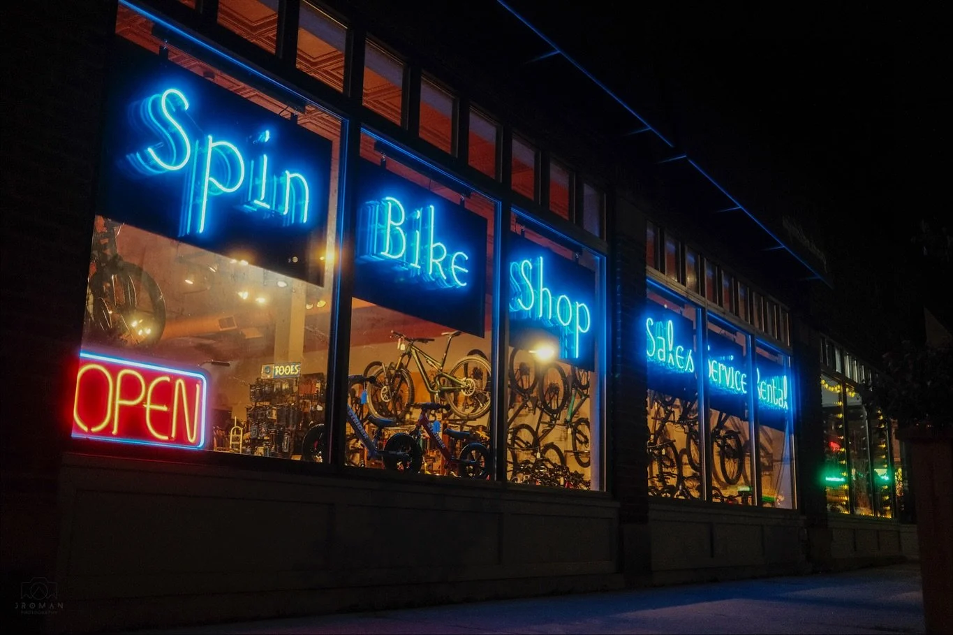 Along Madison Ave, Lakewood Ohio