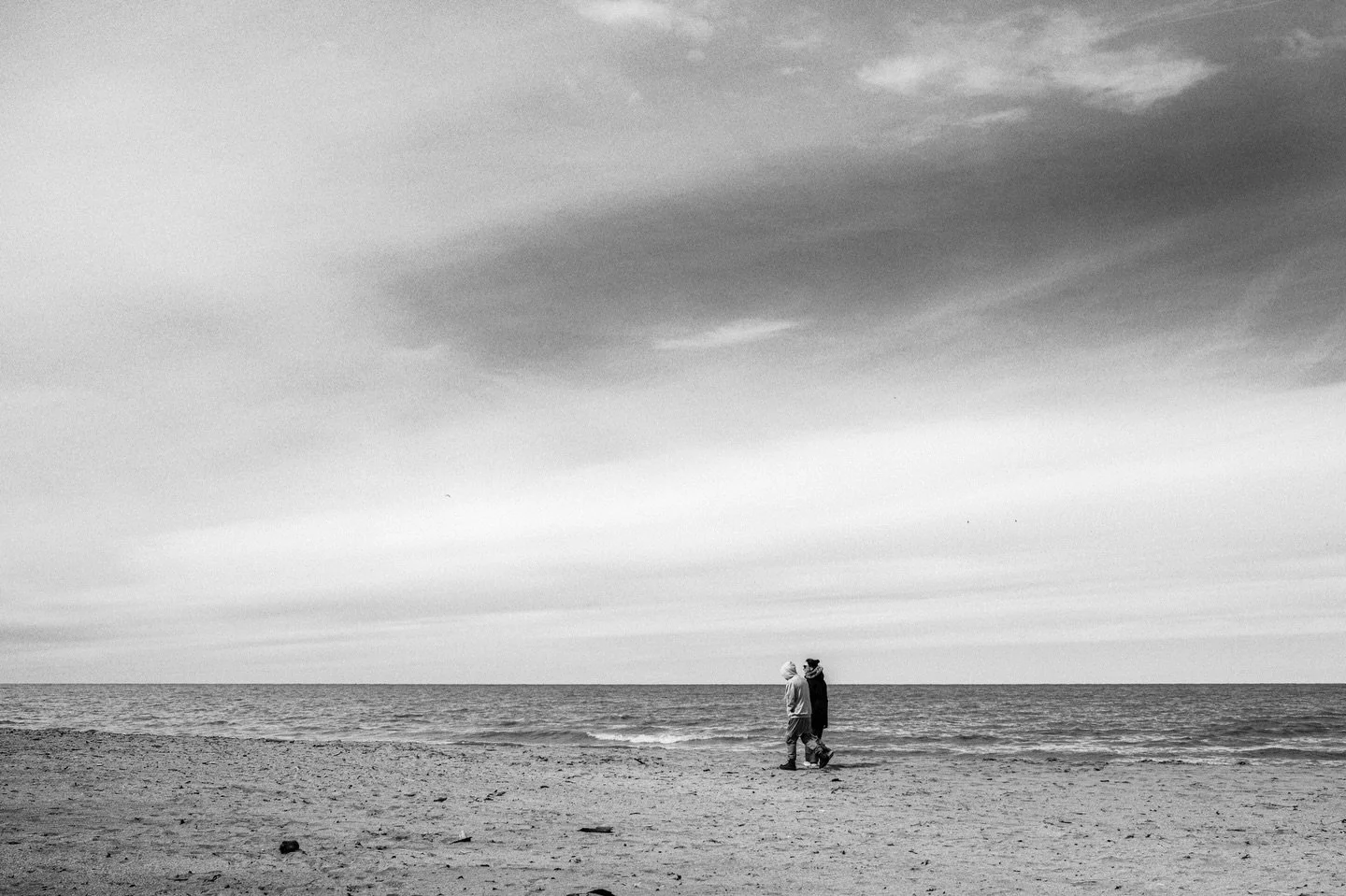 Midweek monochrome 
#blackandwhite #monochrome #lakeerie #thelandunfiltered #forestcitycollective