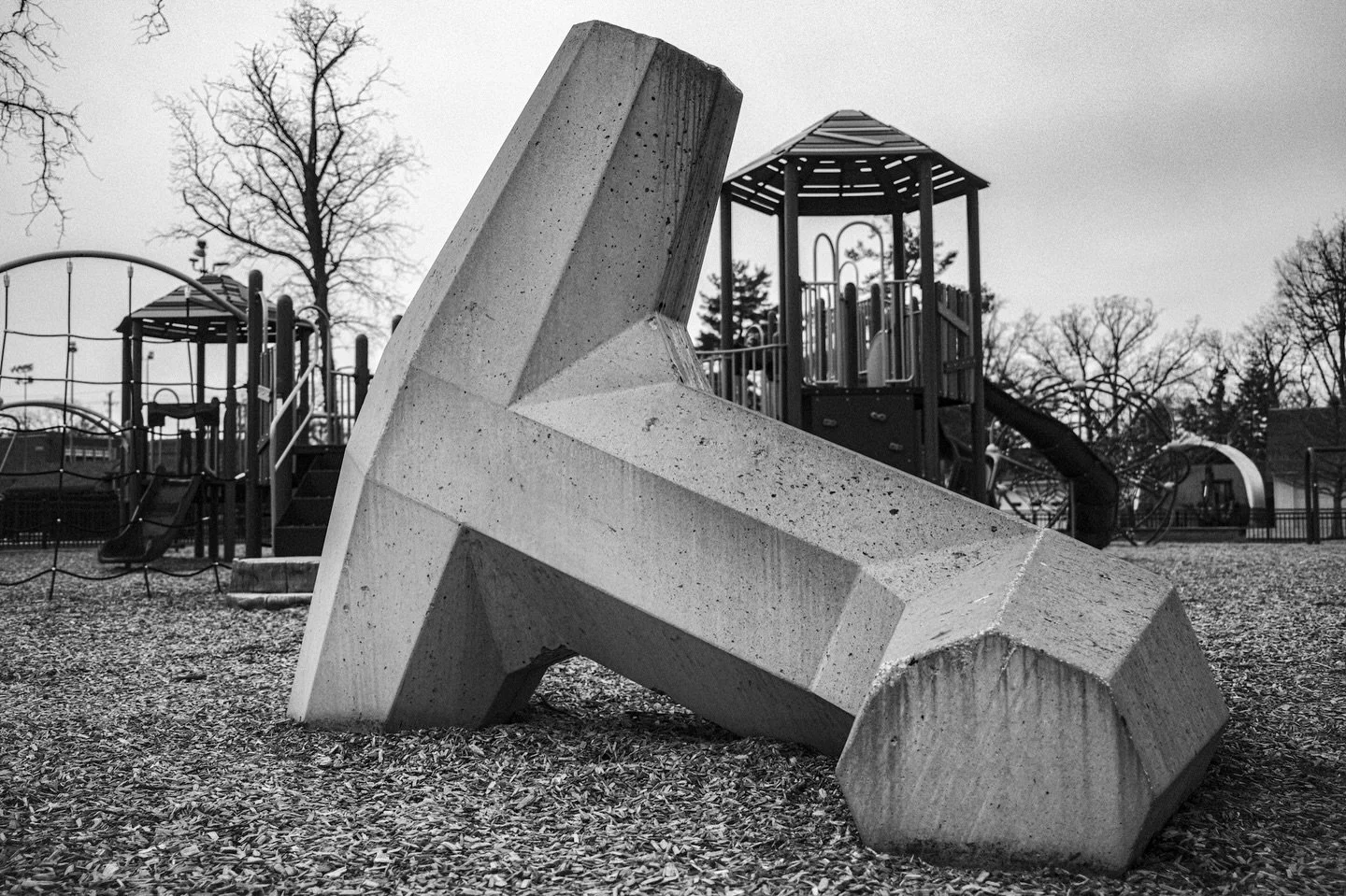 Monument of play
#blackandwhite #monochrome #lakewoodpark #thelandunfiltered #forestcitycollective