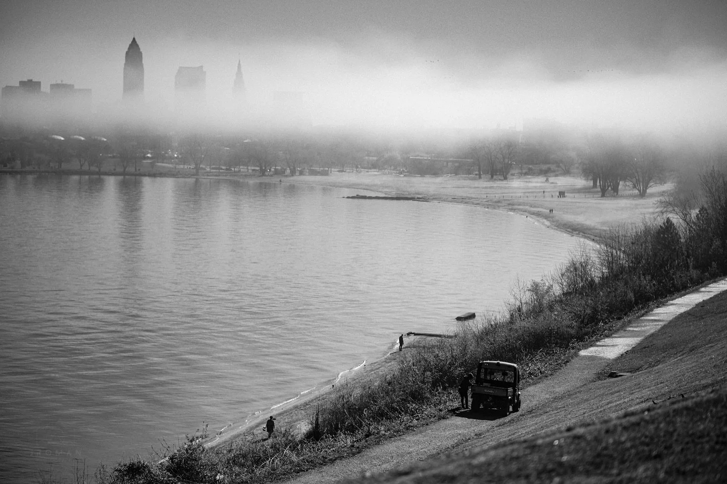 Moody Monday Monochrome
#blackandwhite #monochrome #cle #thelandunfiltered #forestcitycollective