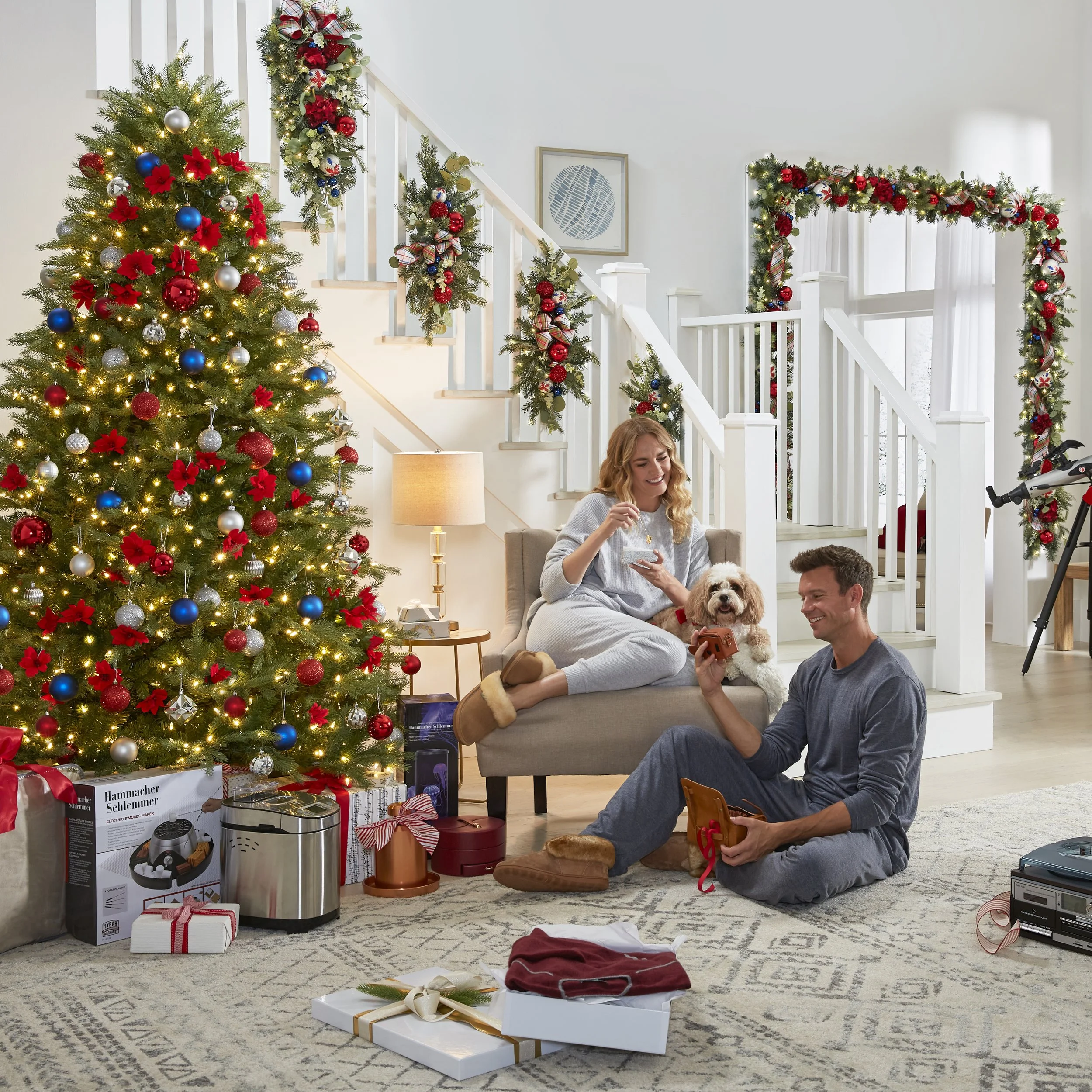 Christmas couple_1.jpg