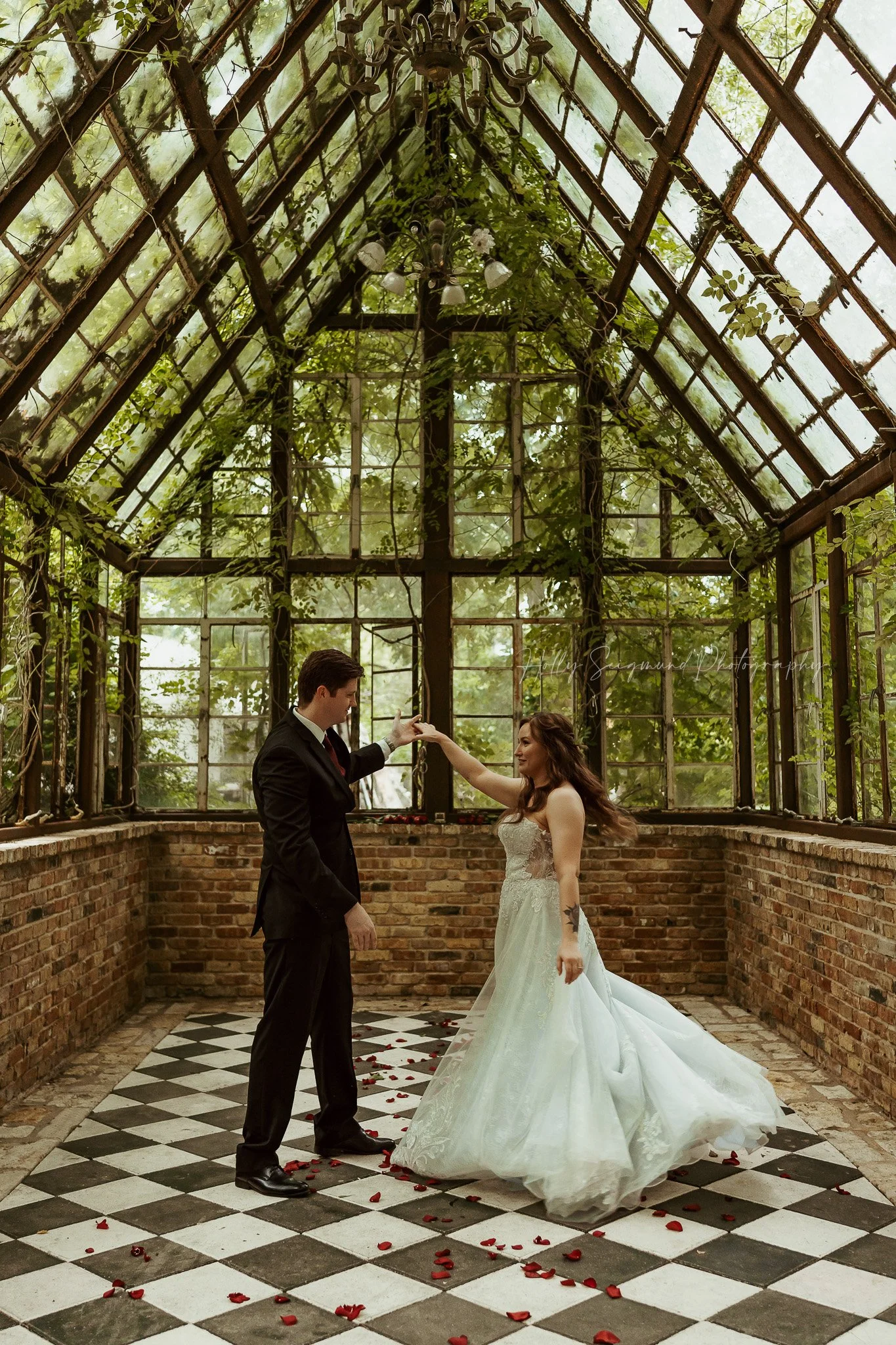 02-sekrit-theater-elopement.jpg