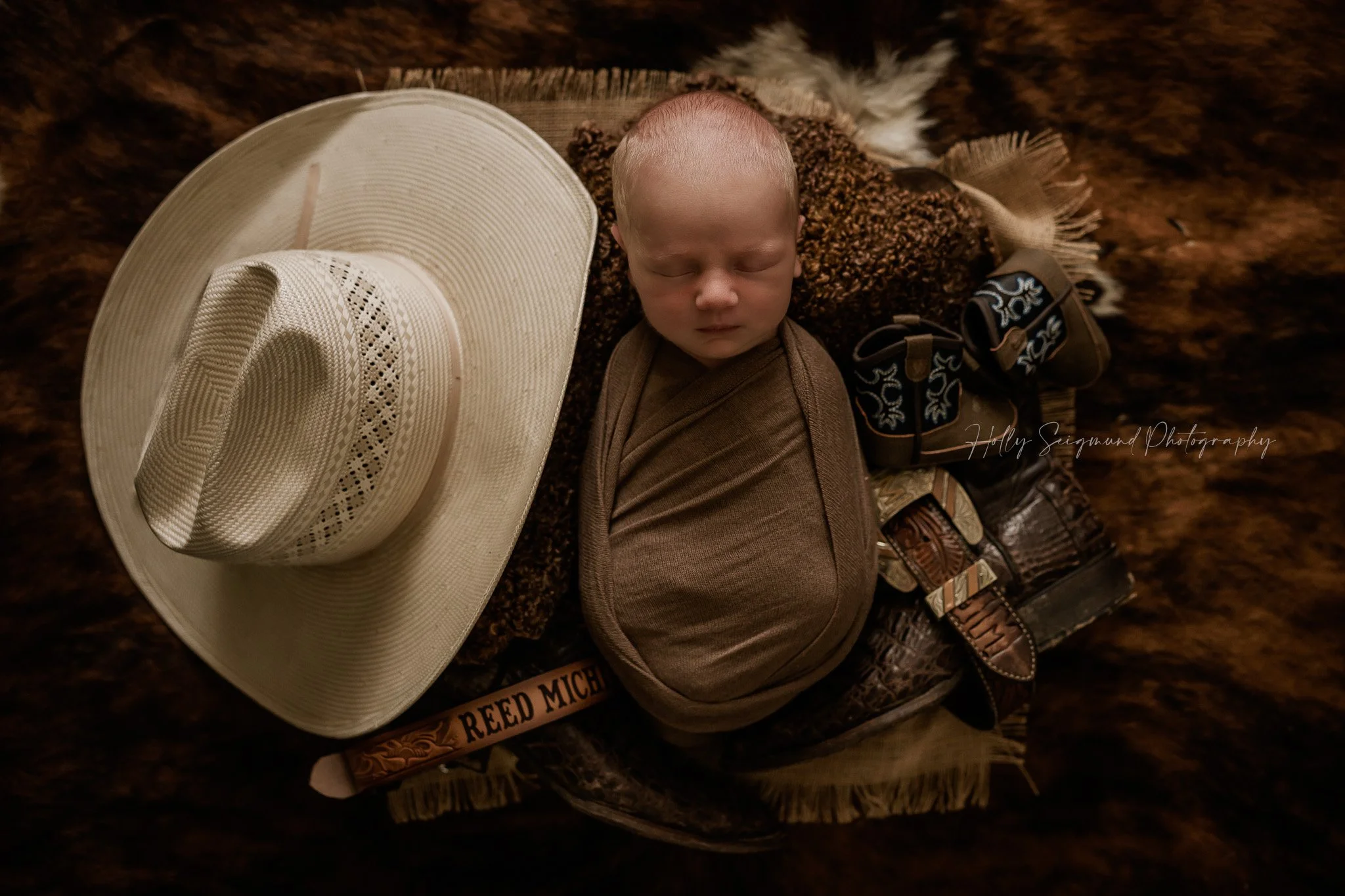 Cowboy-newborn-photography-session-78947.jpg
