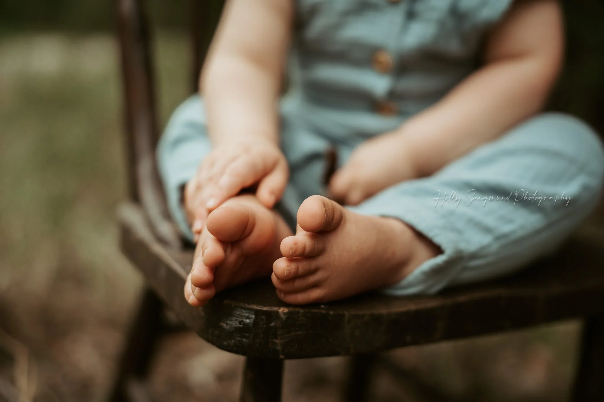 Baby toes detail shots in an outdoor natural light first birthday session in Central Texas