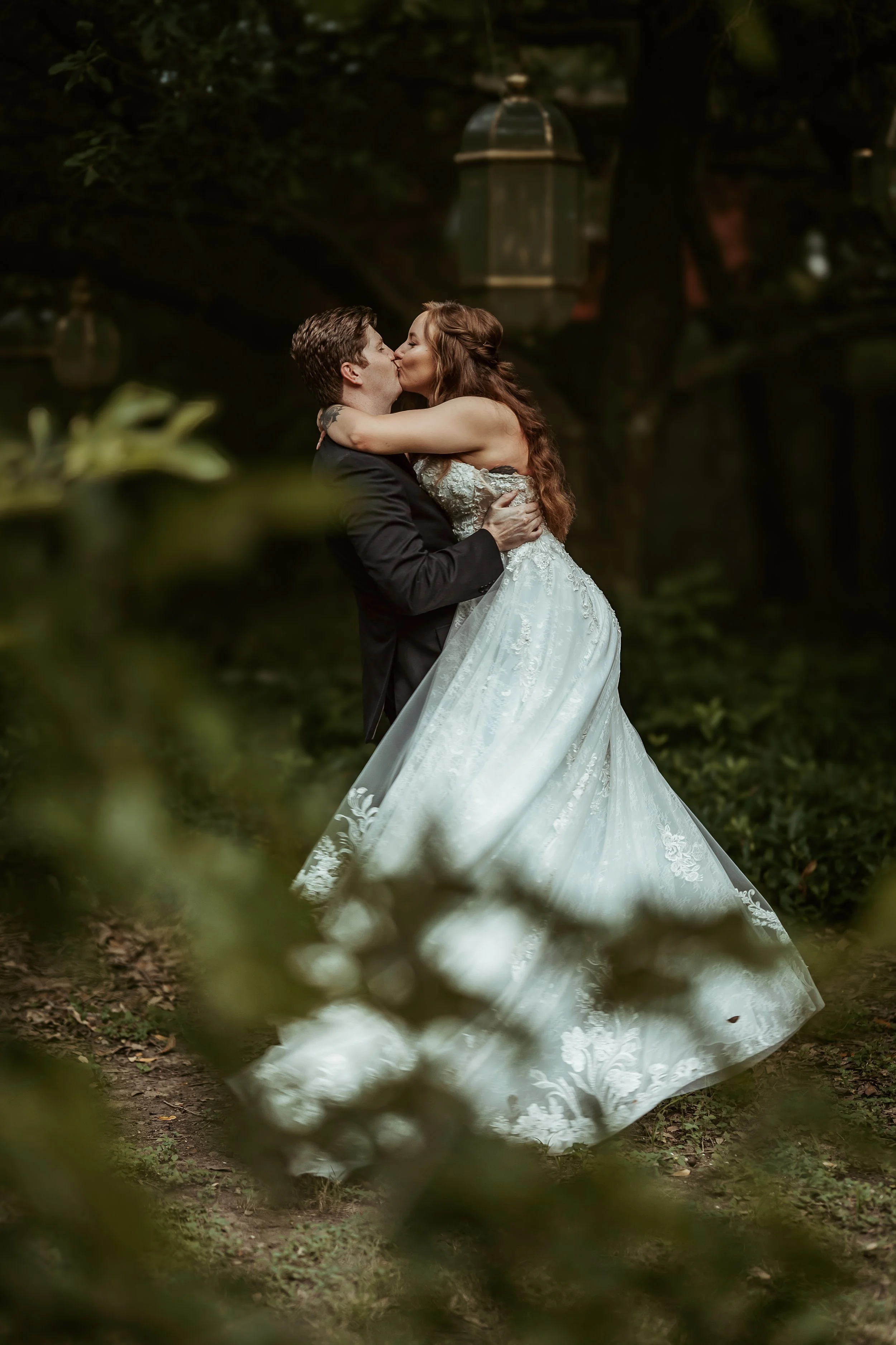 Sekrit Theater Austin Elopement Wedding Photographer