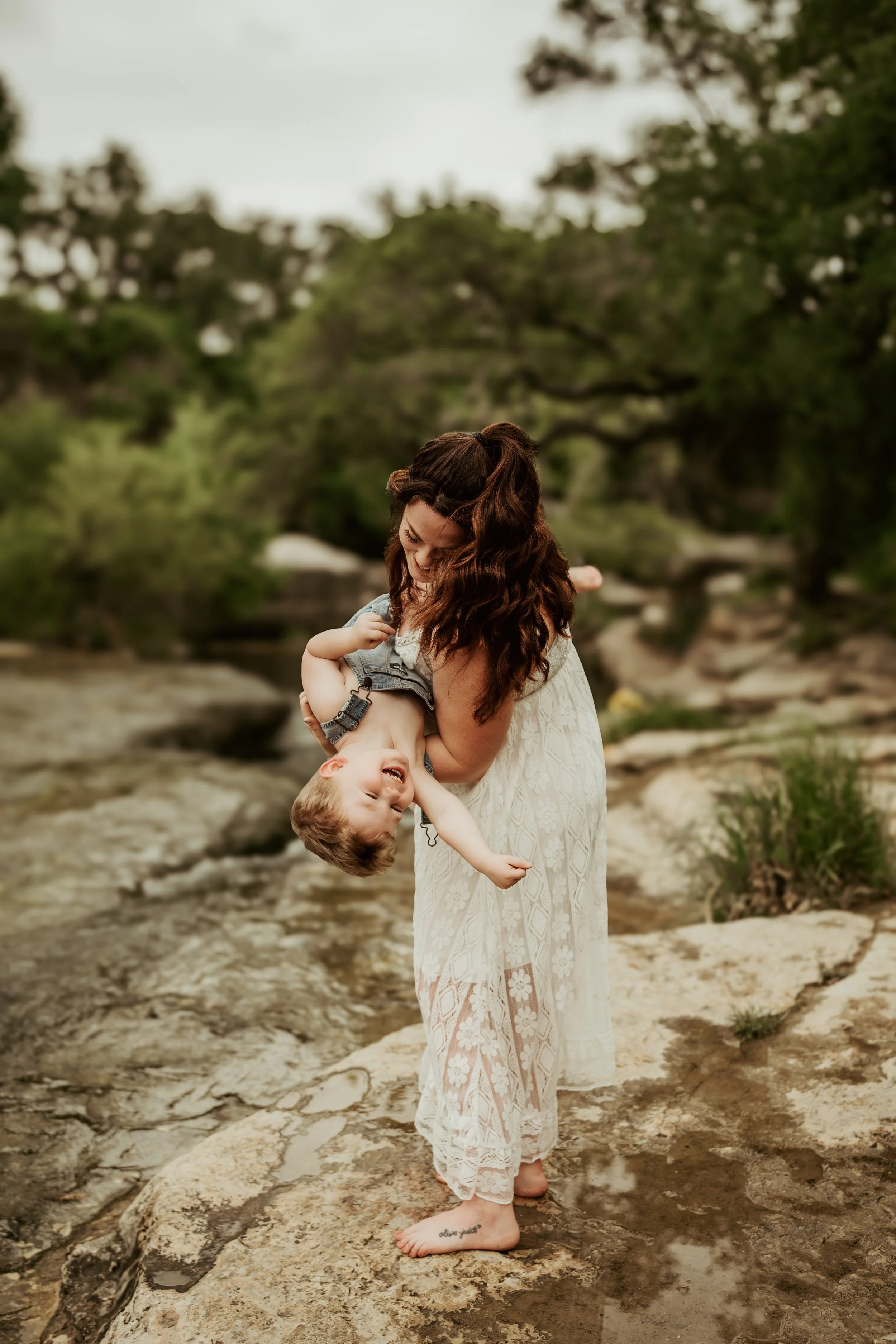 special-needs-photographer-child-led-photo-session-texas