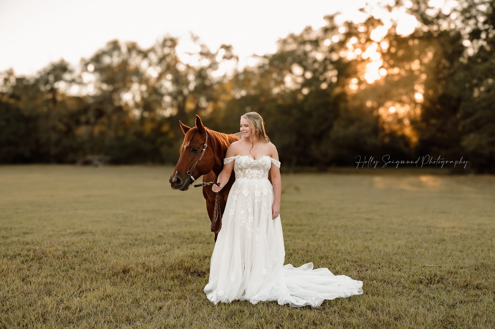 01-central-texas-western-bridal-photos.jpg